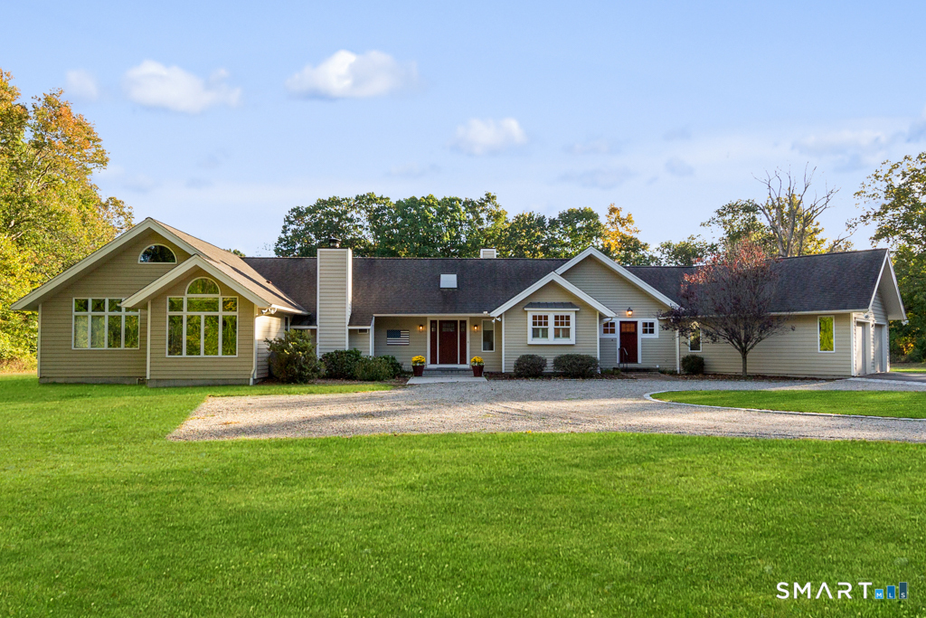 530 Flax Hill Road Property Photo 8