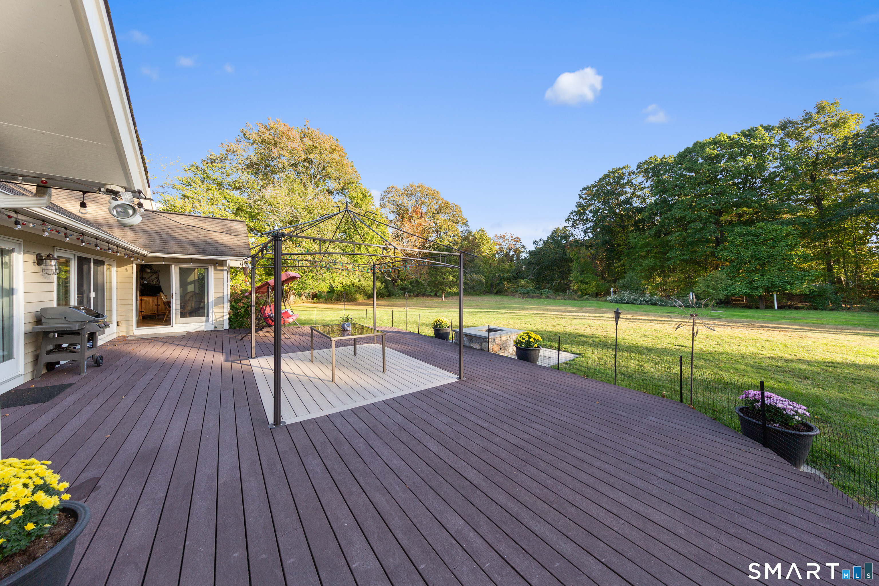530 Flax Hill Road Property Photo 10