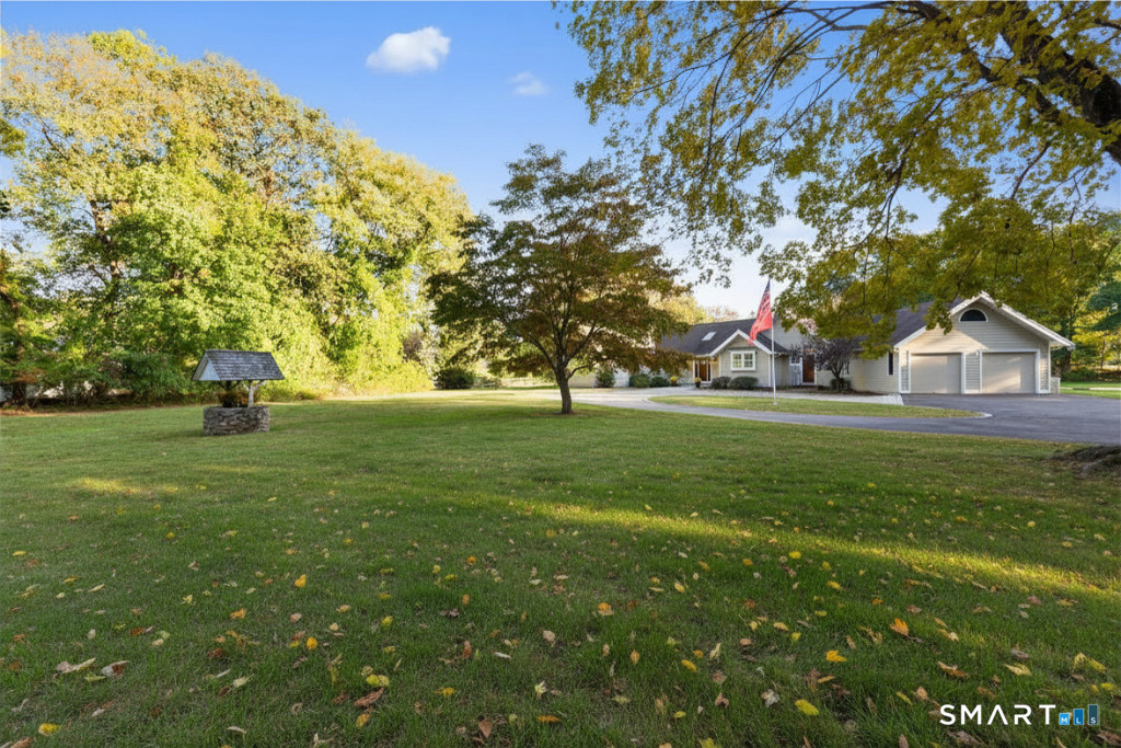 530 Flax Hill Road Property Photo 11