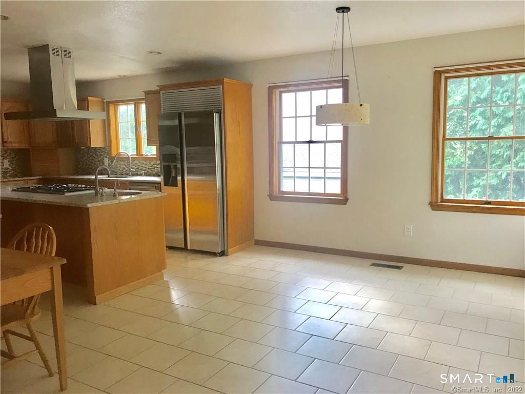 24 Cassidy Park Property Photo 5