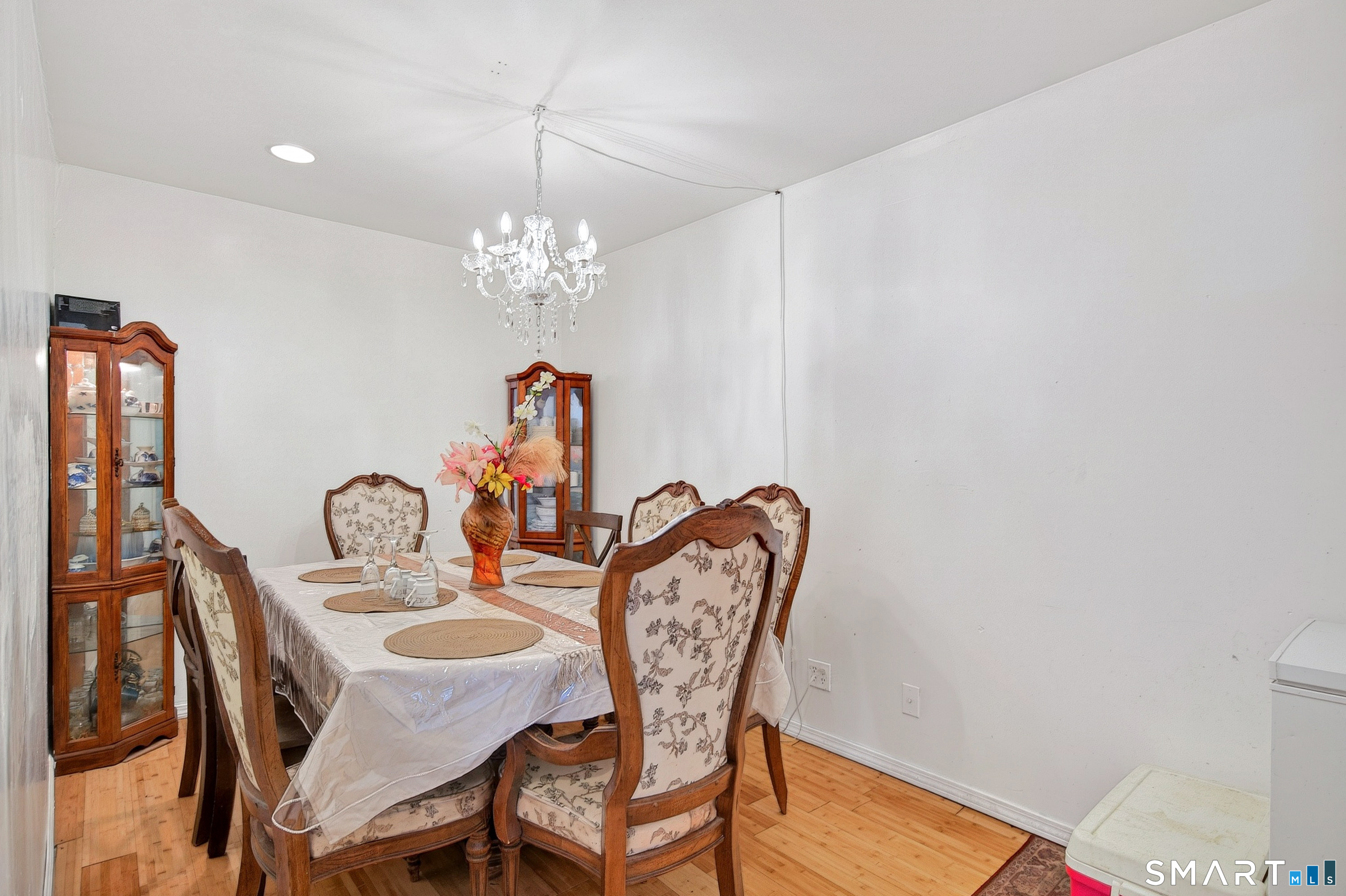 28 Hickory Street Property Photo 10