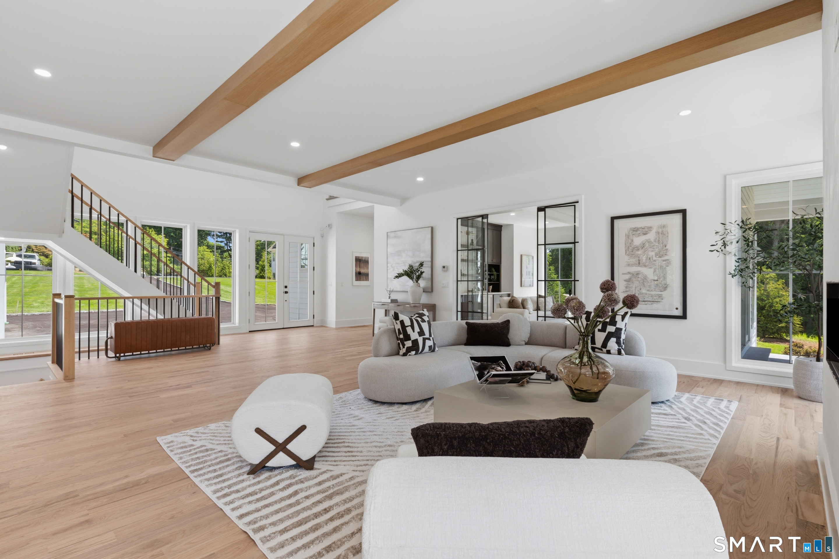 13 Edgemarth Hill Road Property Photo 15