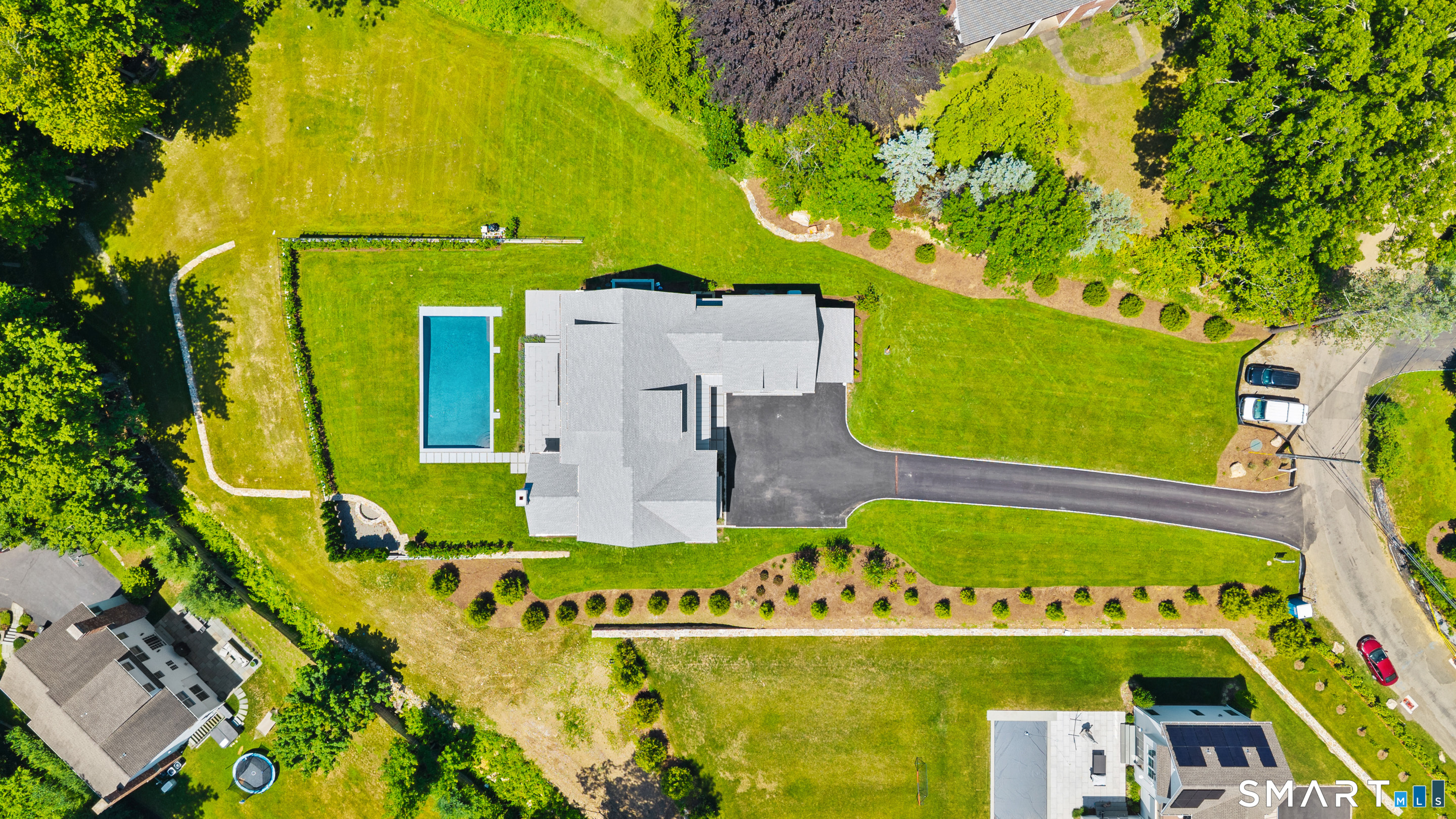 13 Edgemarth Hill Road Property Photo 36