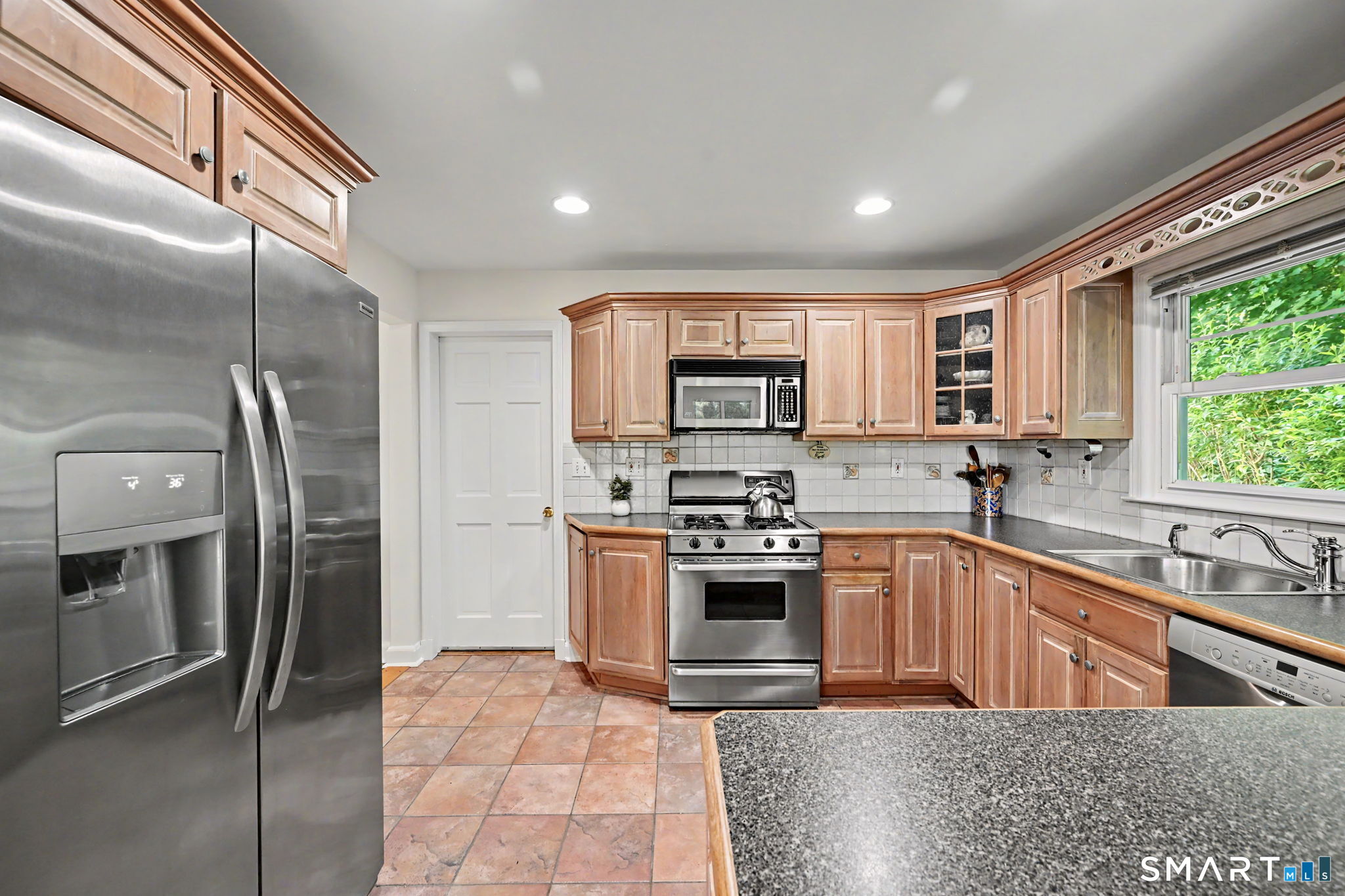 8 Ernel Drive Property Photo 18