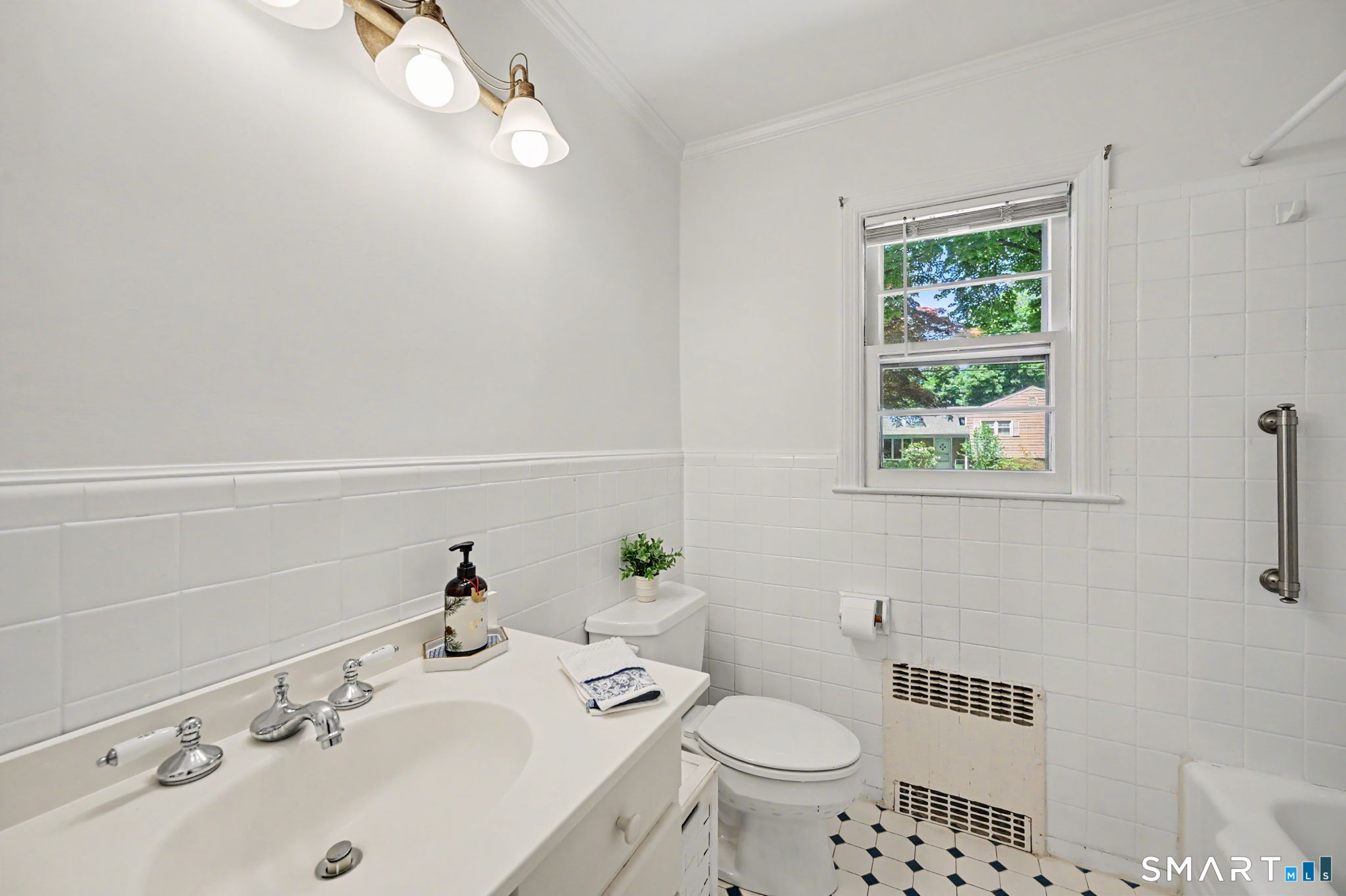 8 Ernel Drive Property Photo 27