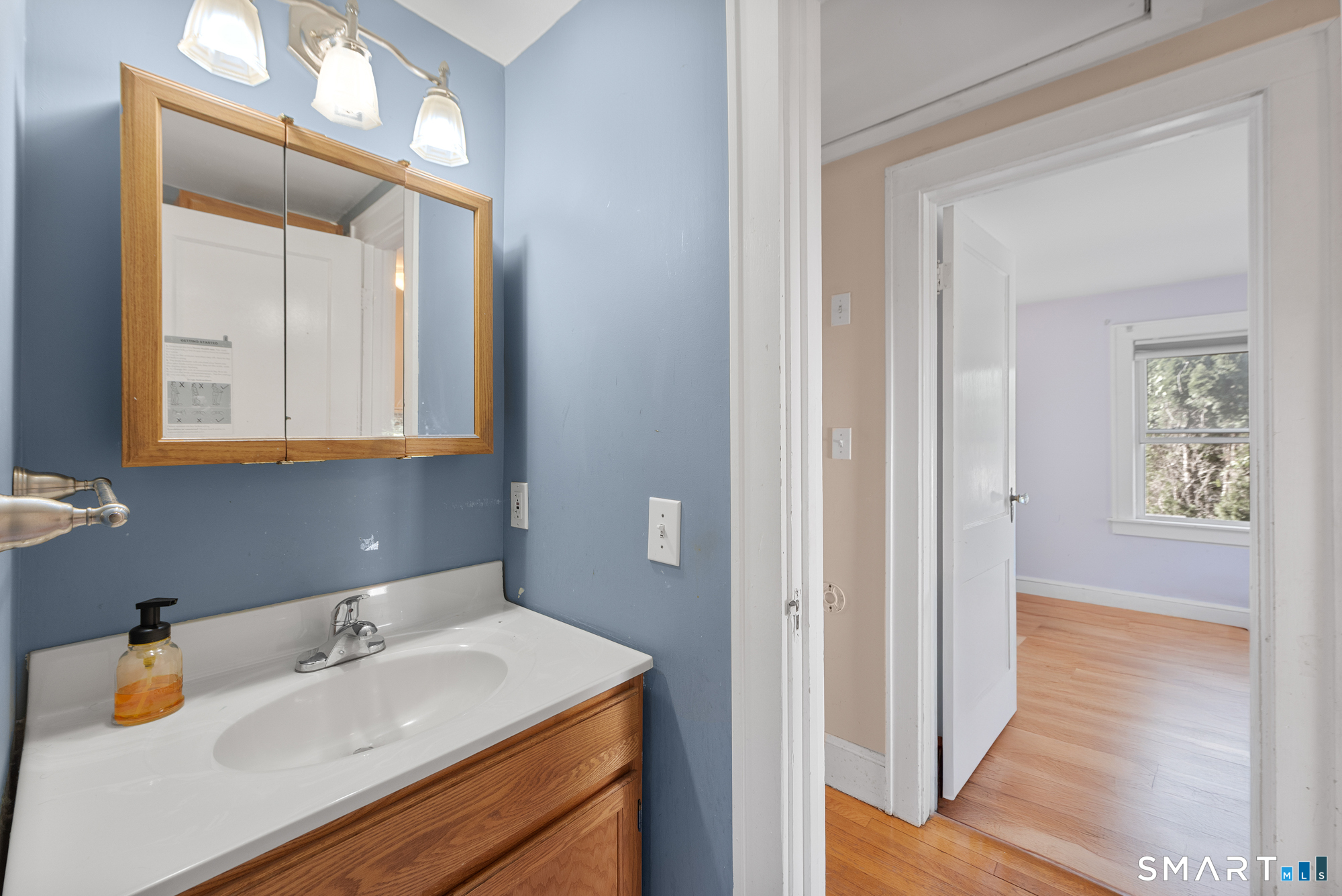 462 Davis Street Property Photo 17
