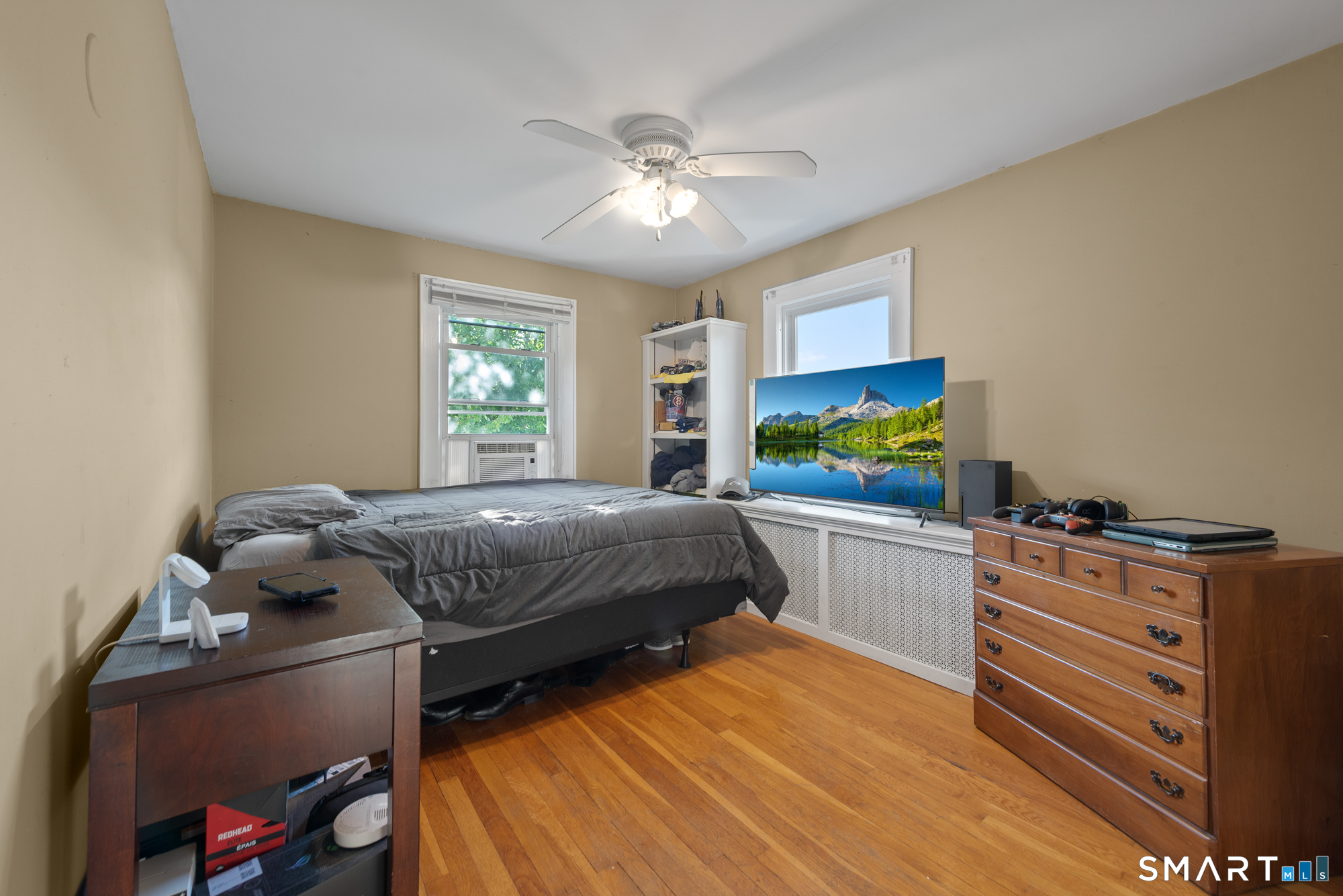 462 Davis Street Property Photo 22