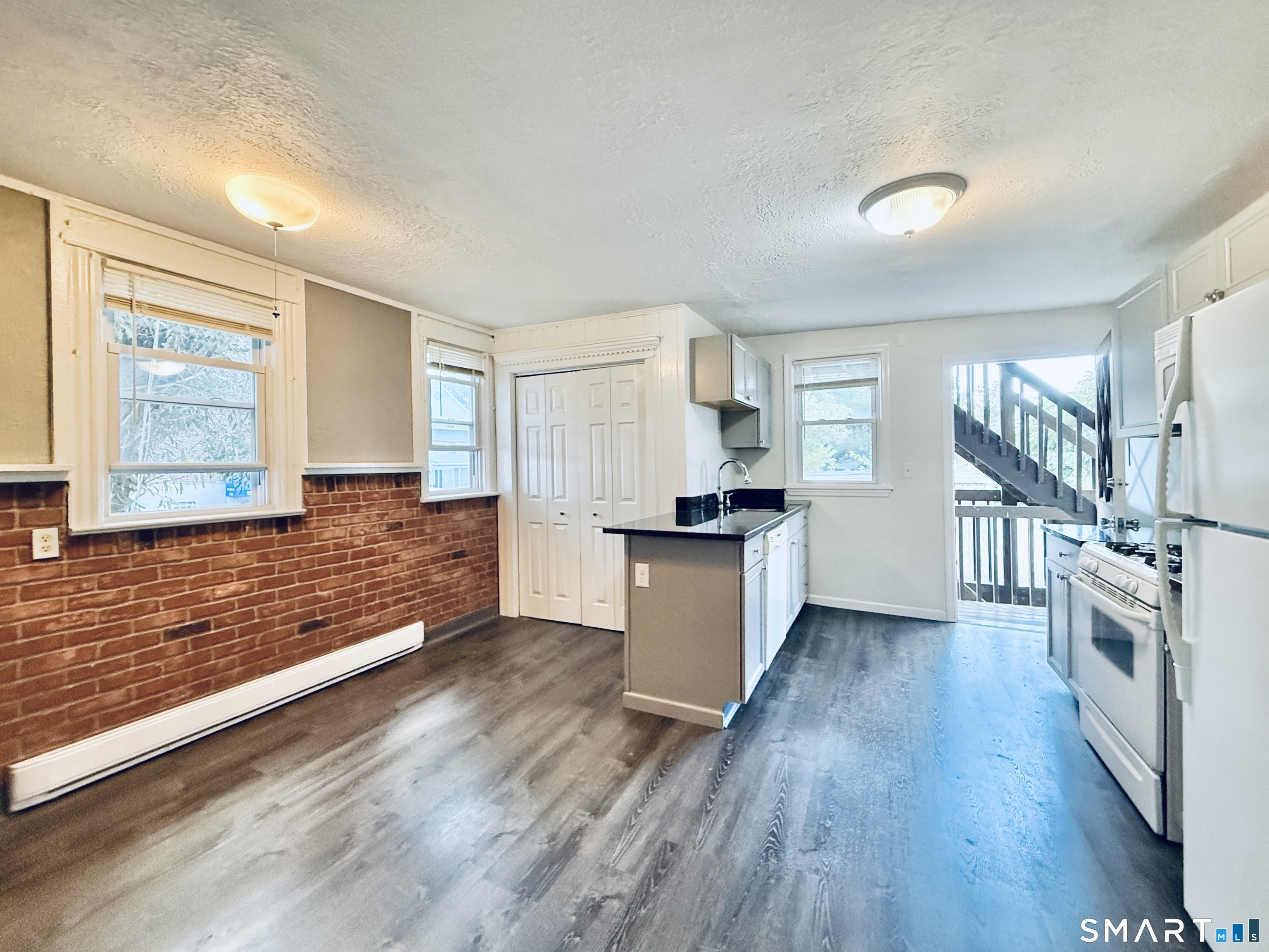 24 Northill Street Property Photo 5