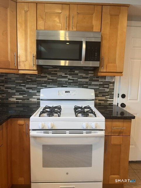 24183325 Property Photo 6