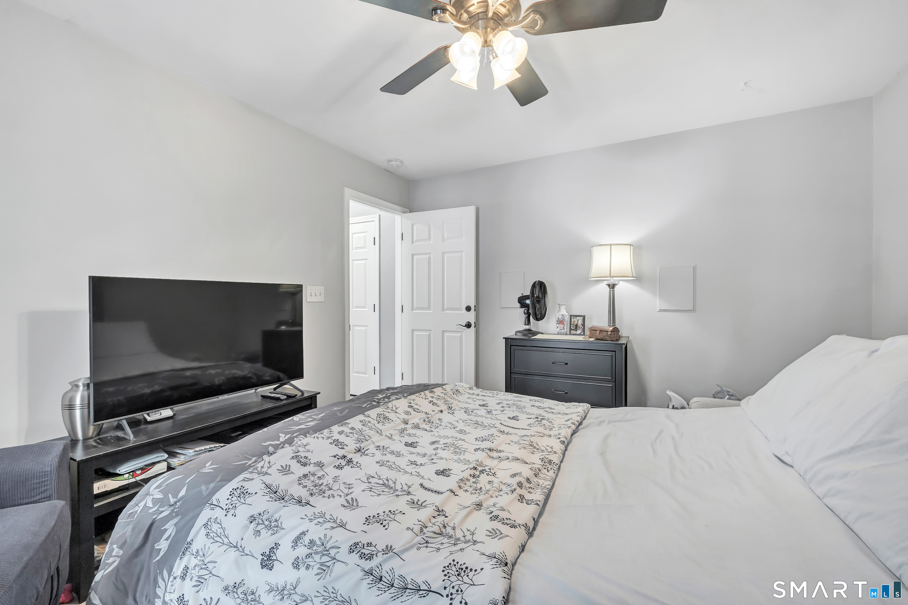 2821 Broadbridge Avenue Property Photo 28
