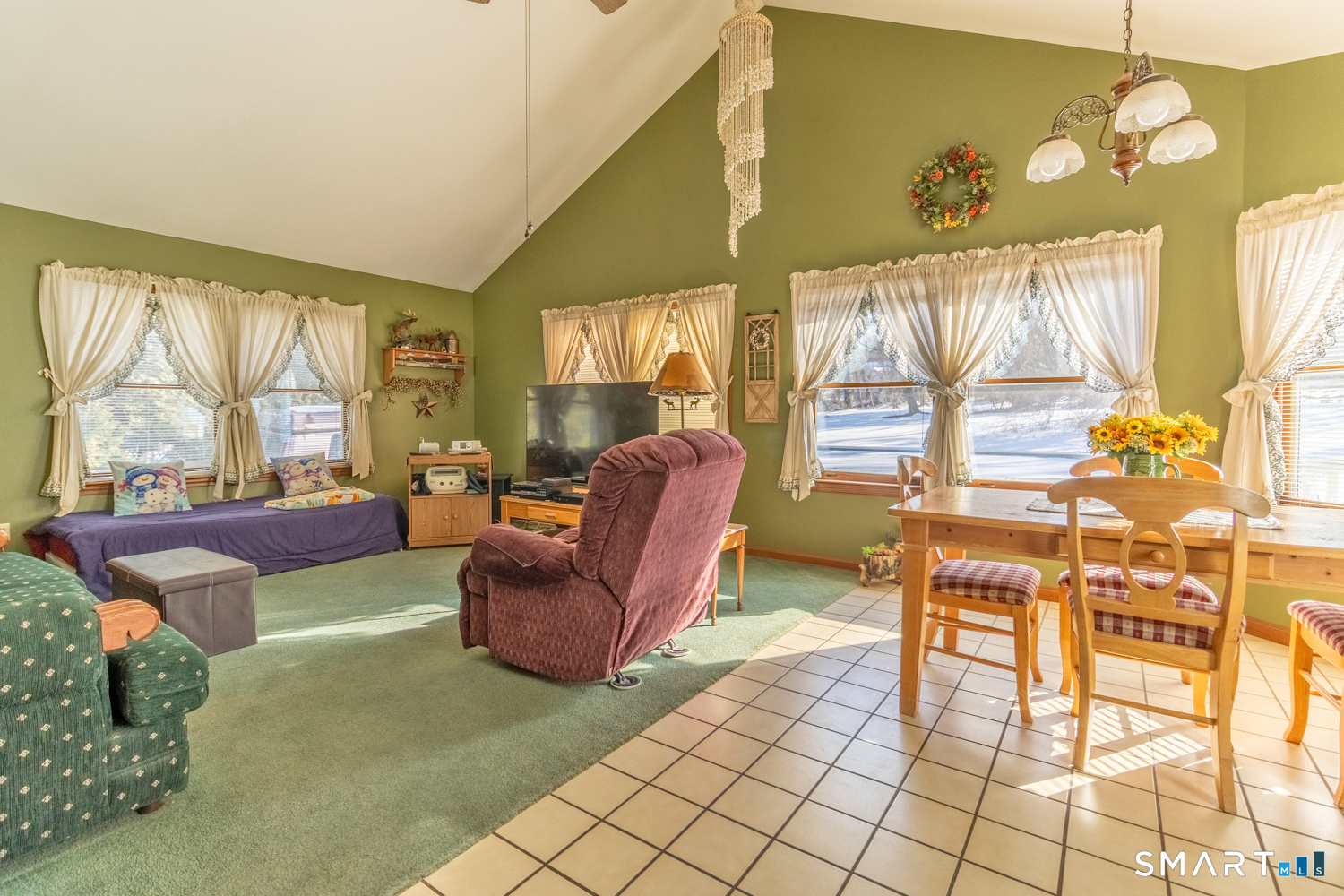 57 Summer Street Property Photo 2