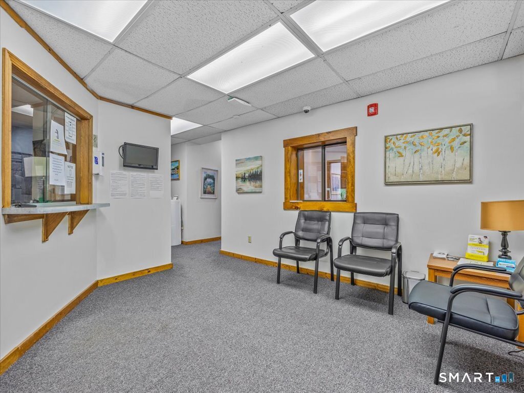 200 Town West Street Property Photo 7