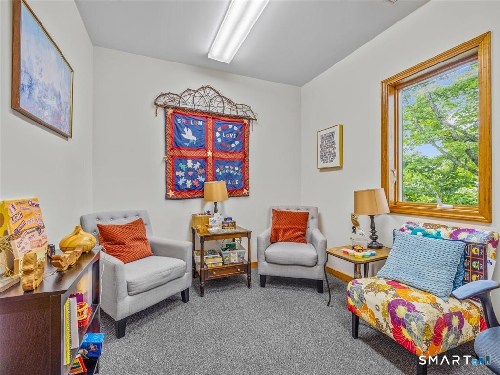 200 Town West Street Property Photo 23