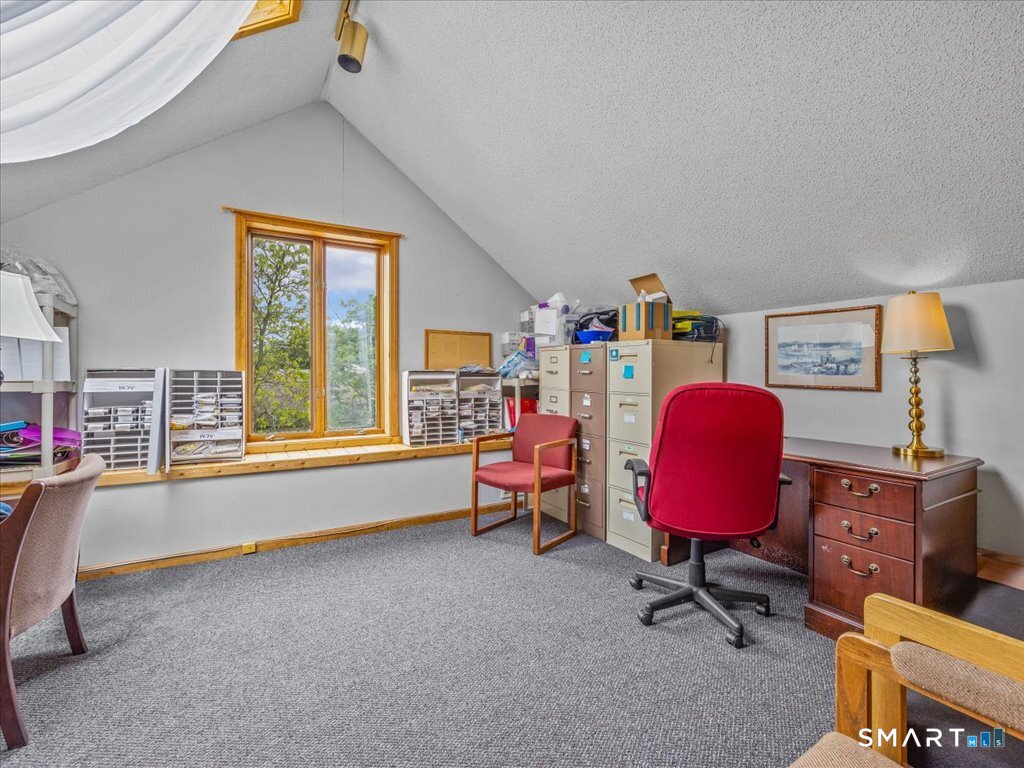 200 Town West Street Property Photo 28
