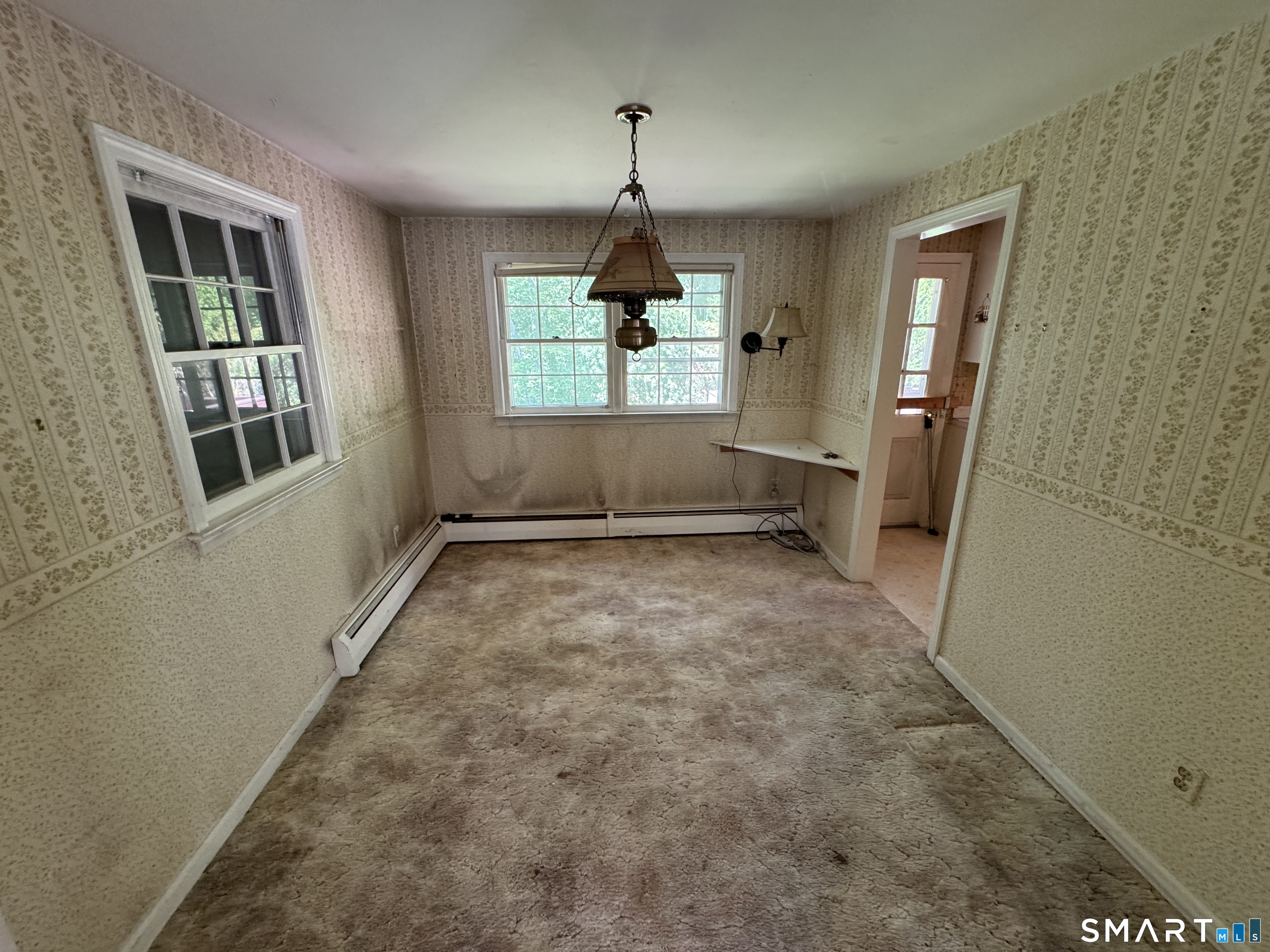 513 Essex Road Property Photo 16