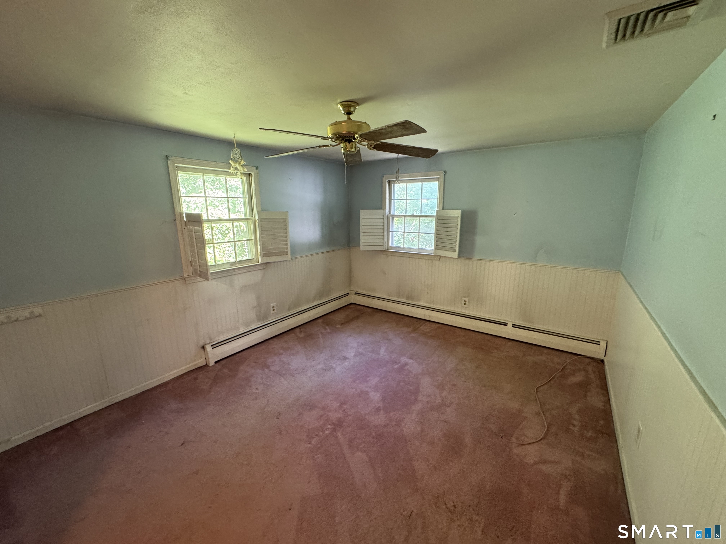 513 Essex Road Property Photo 21