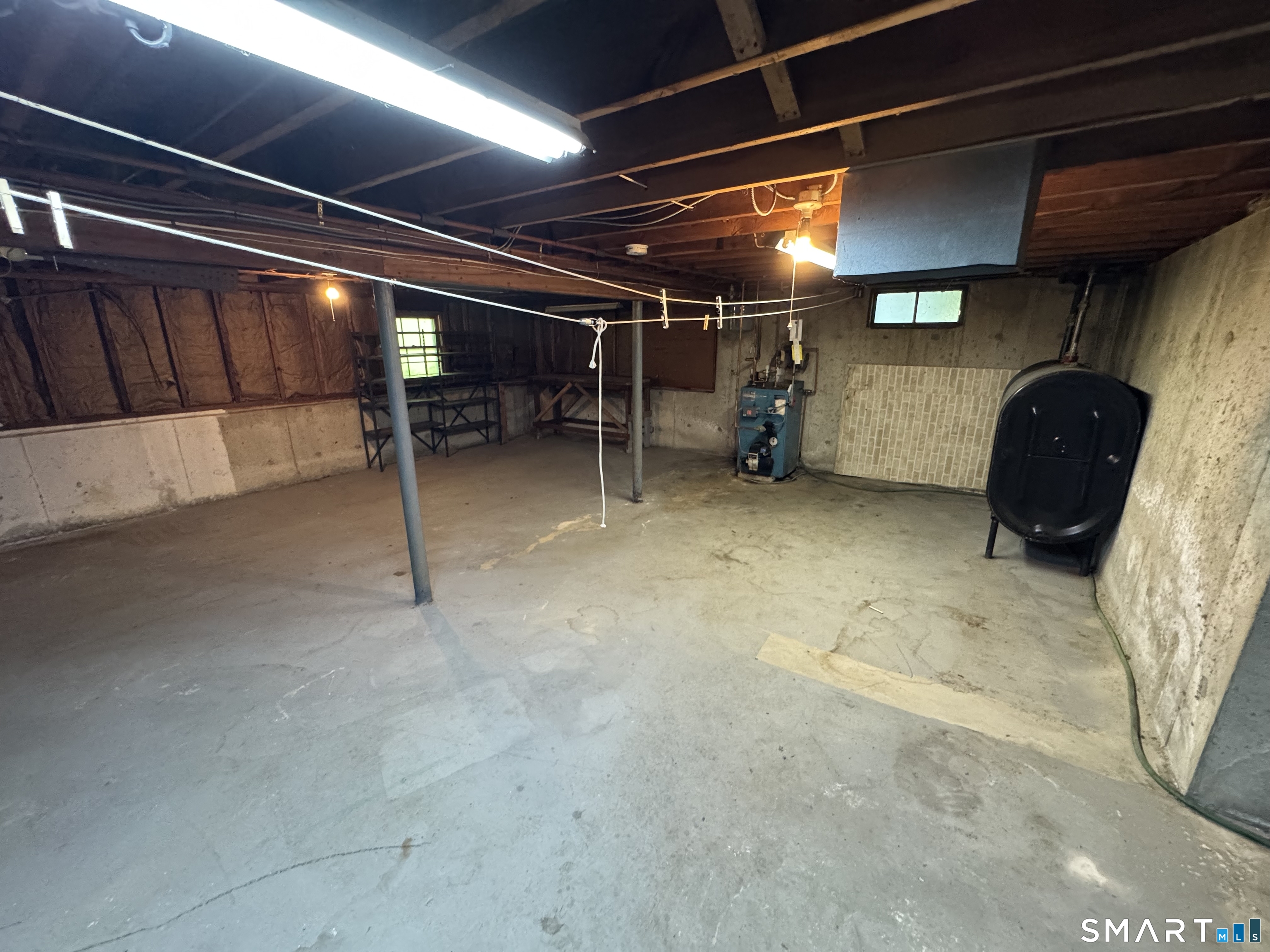 513 Essex Road Property Photo 29