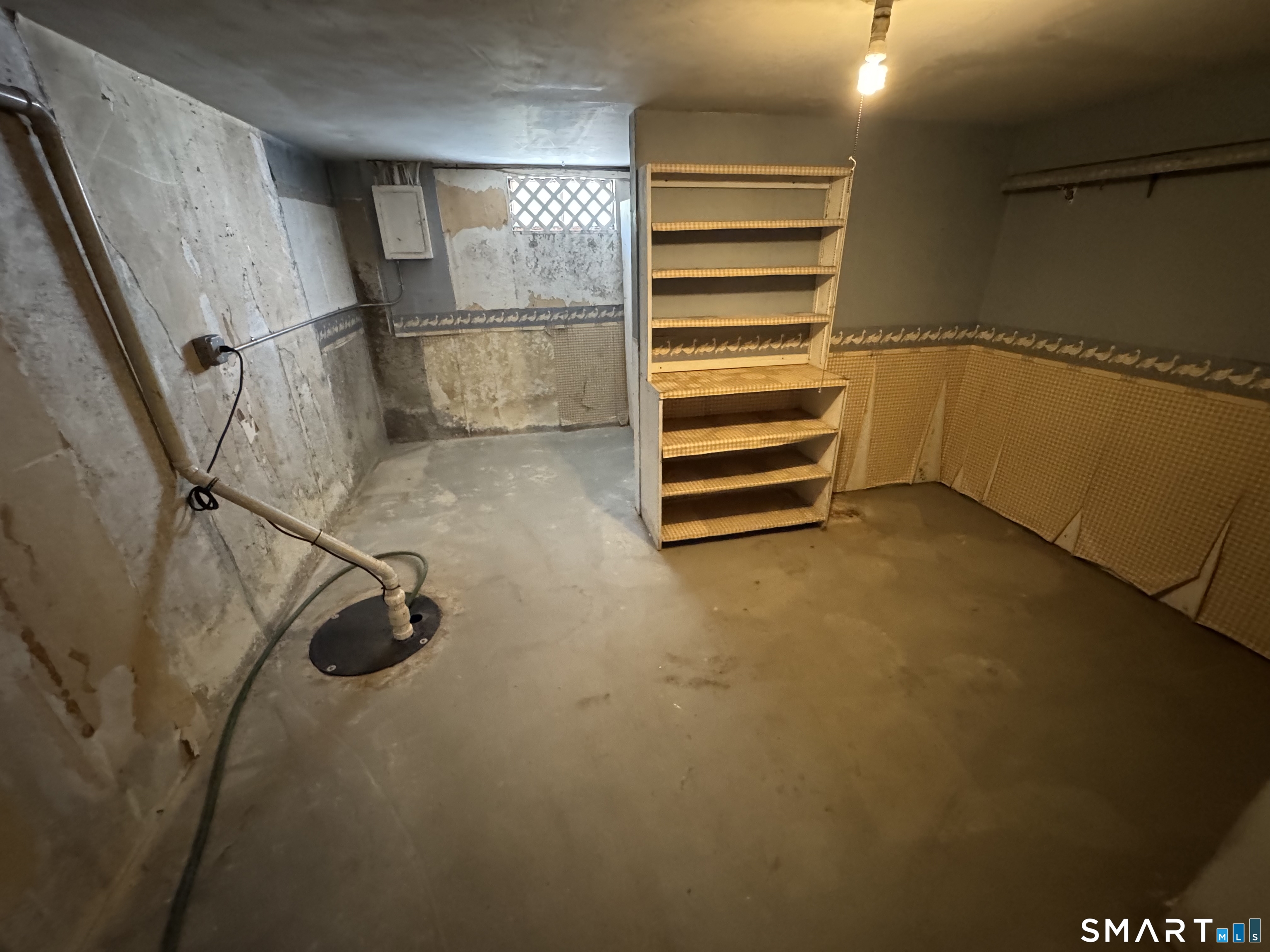 513 Essex Road Property Photo 30