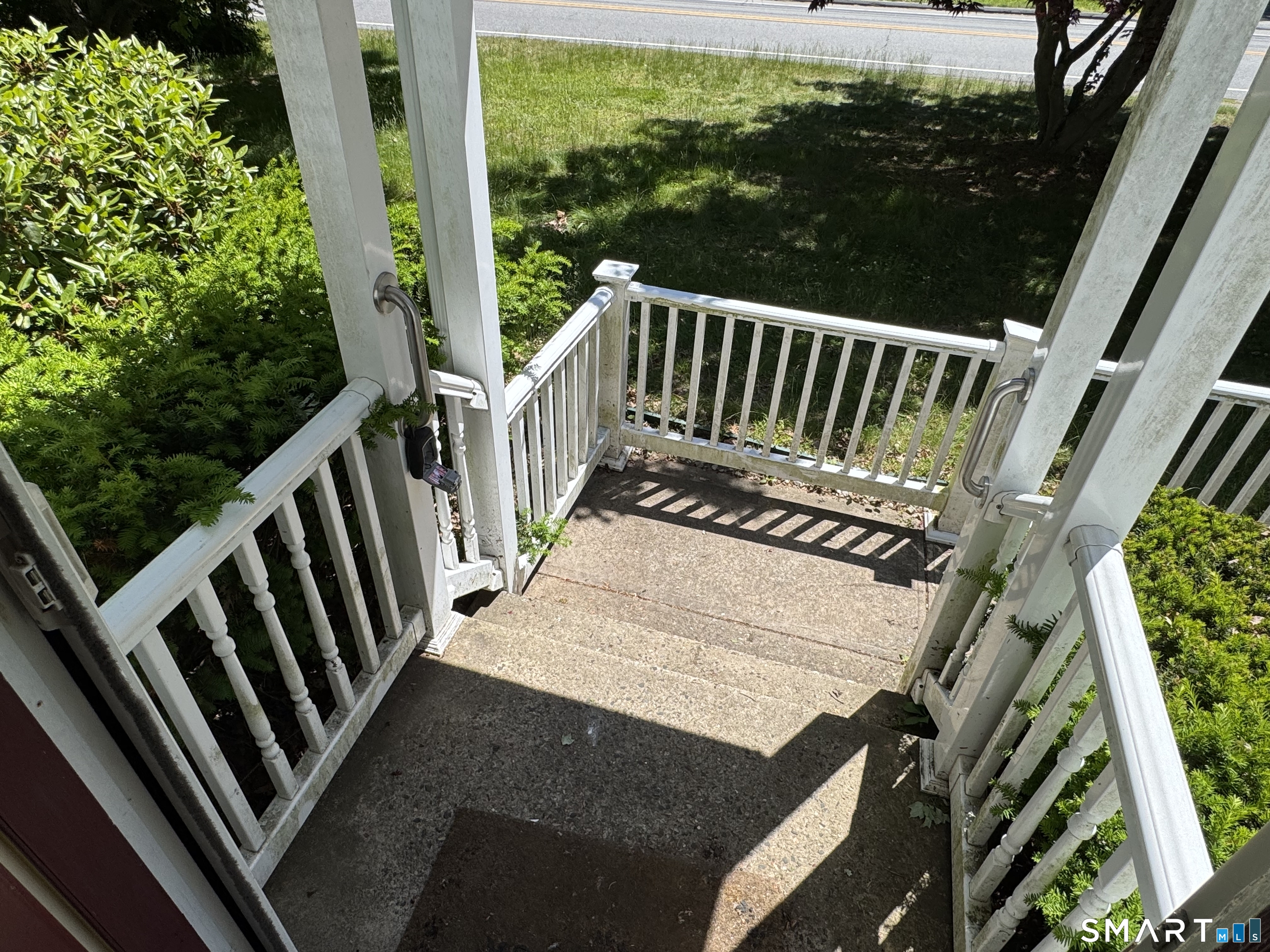 513 Essex Road Property Photo 33