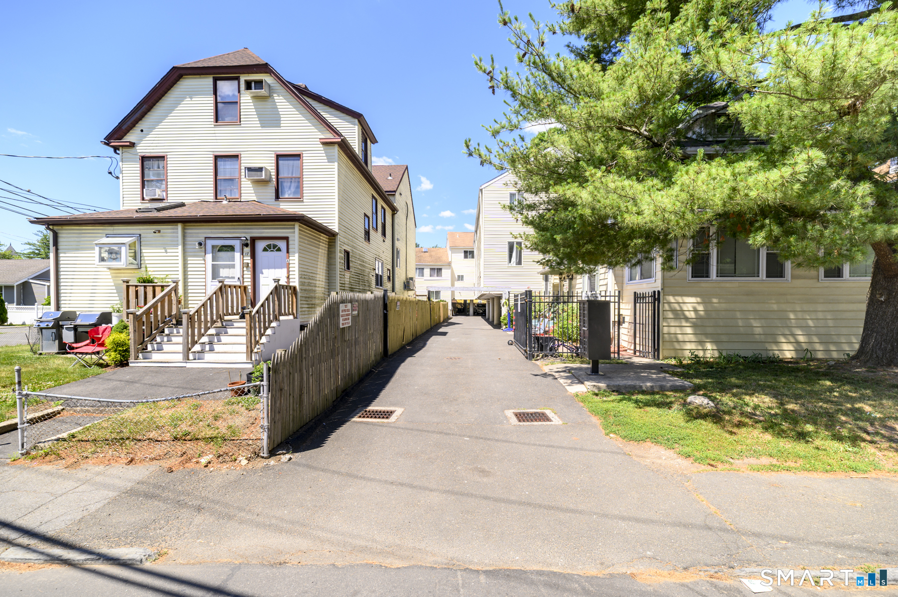 2 Washington 6 Court Property Photo 26