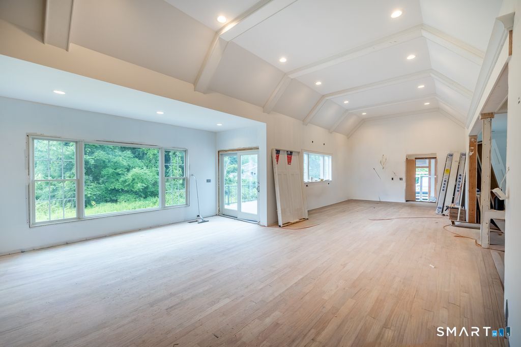 767 Ridgebury Road Property Photo 6