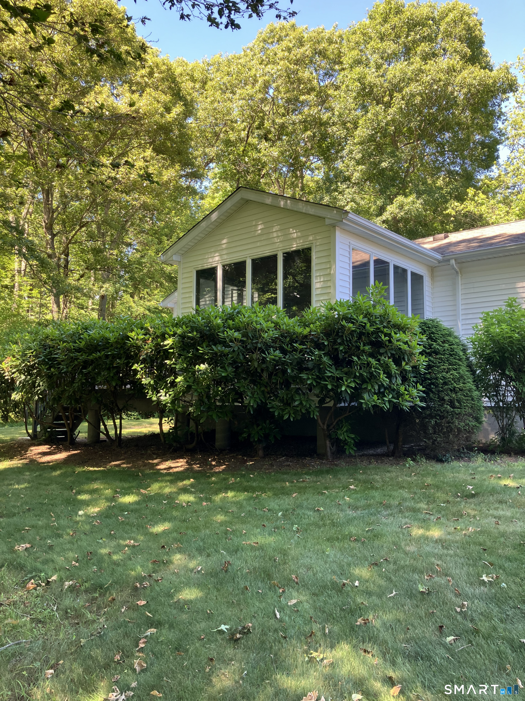 23 Hillcrest Drive Property Photo 5