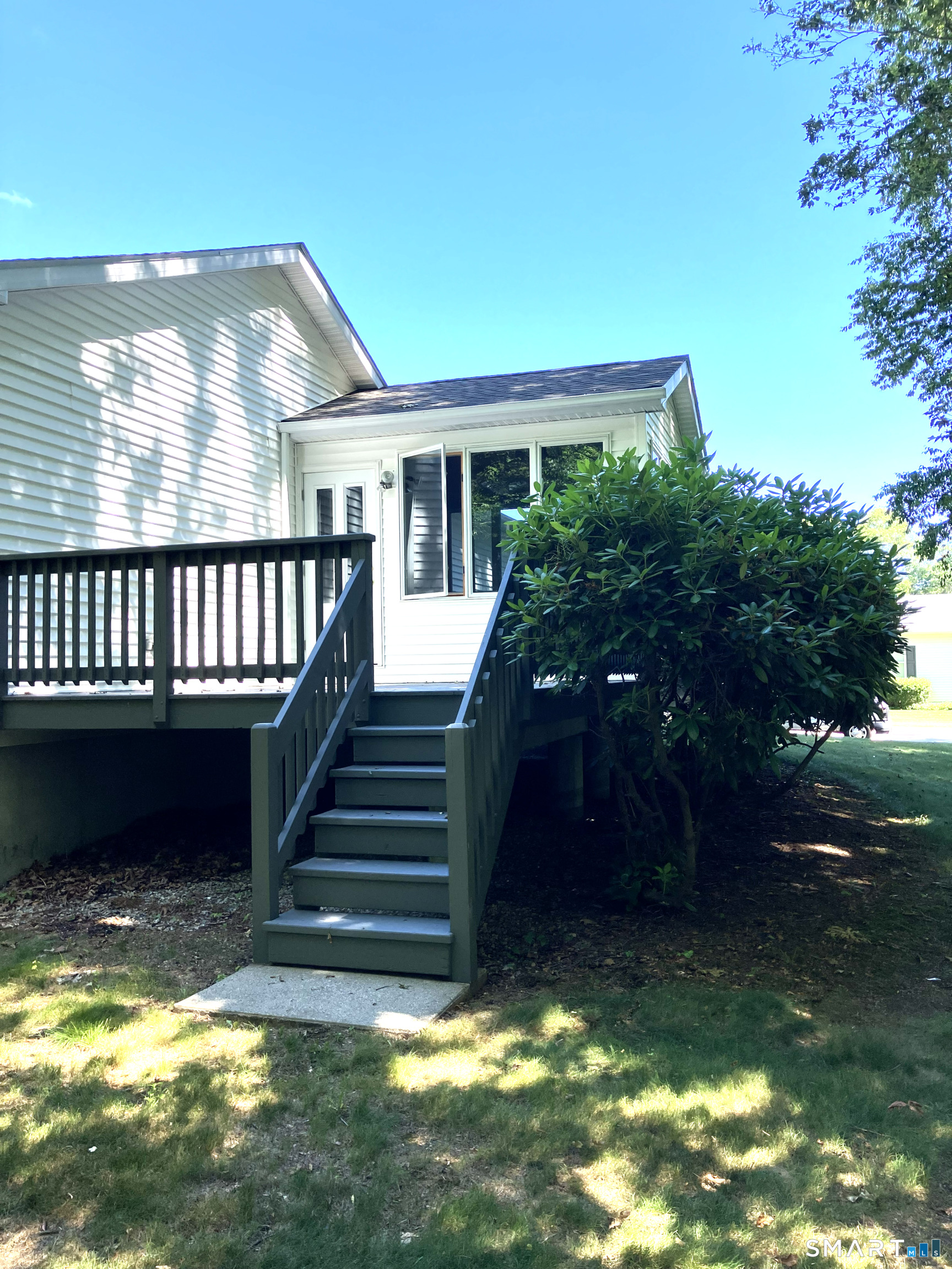 23 Hillcrest Drive Property Photo 7