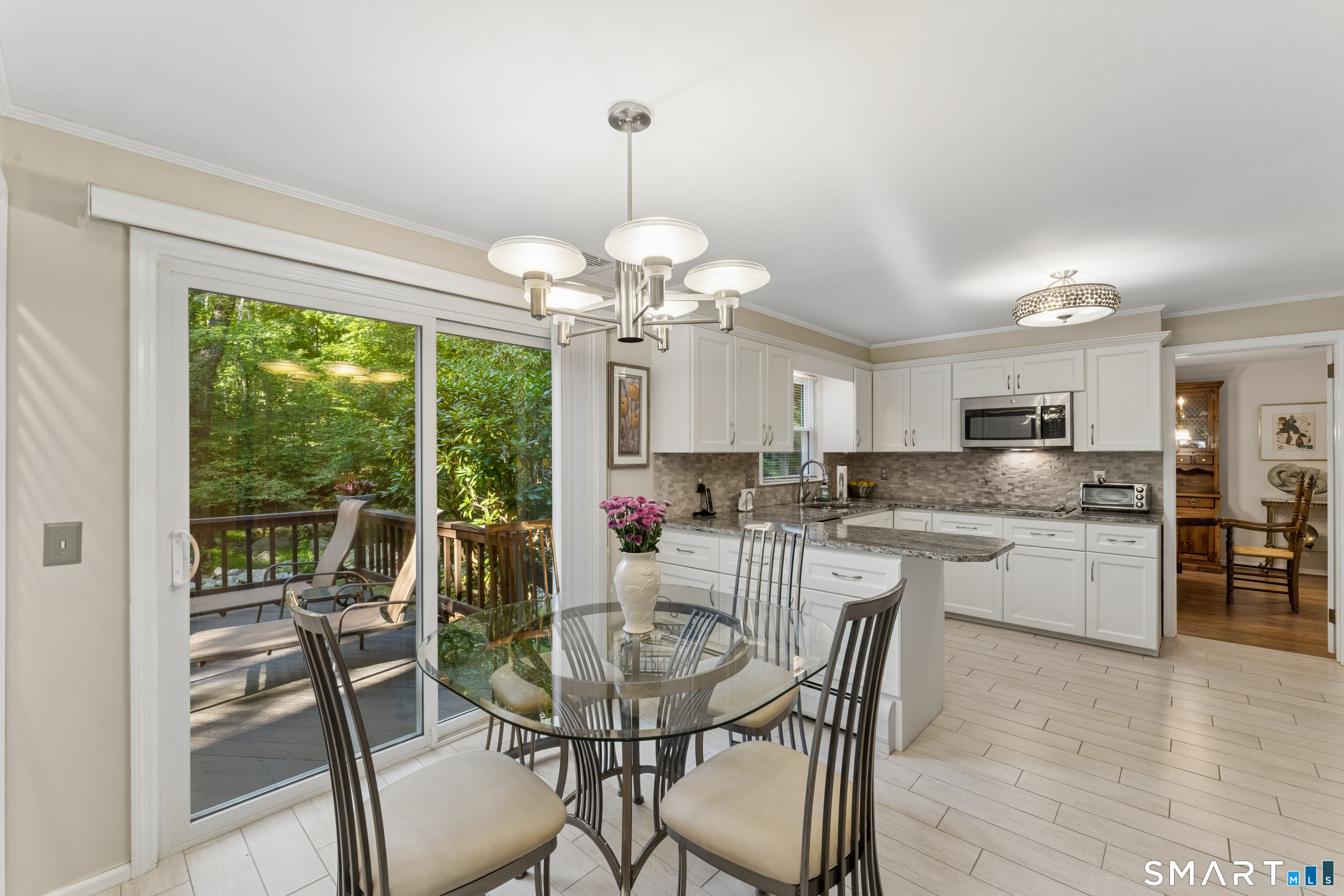 240 Fishing Trail Property Photo 9