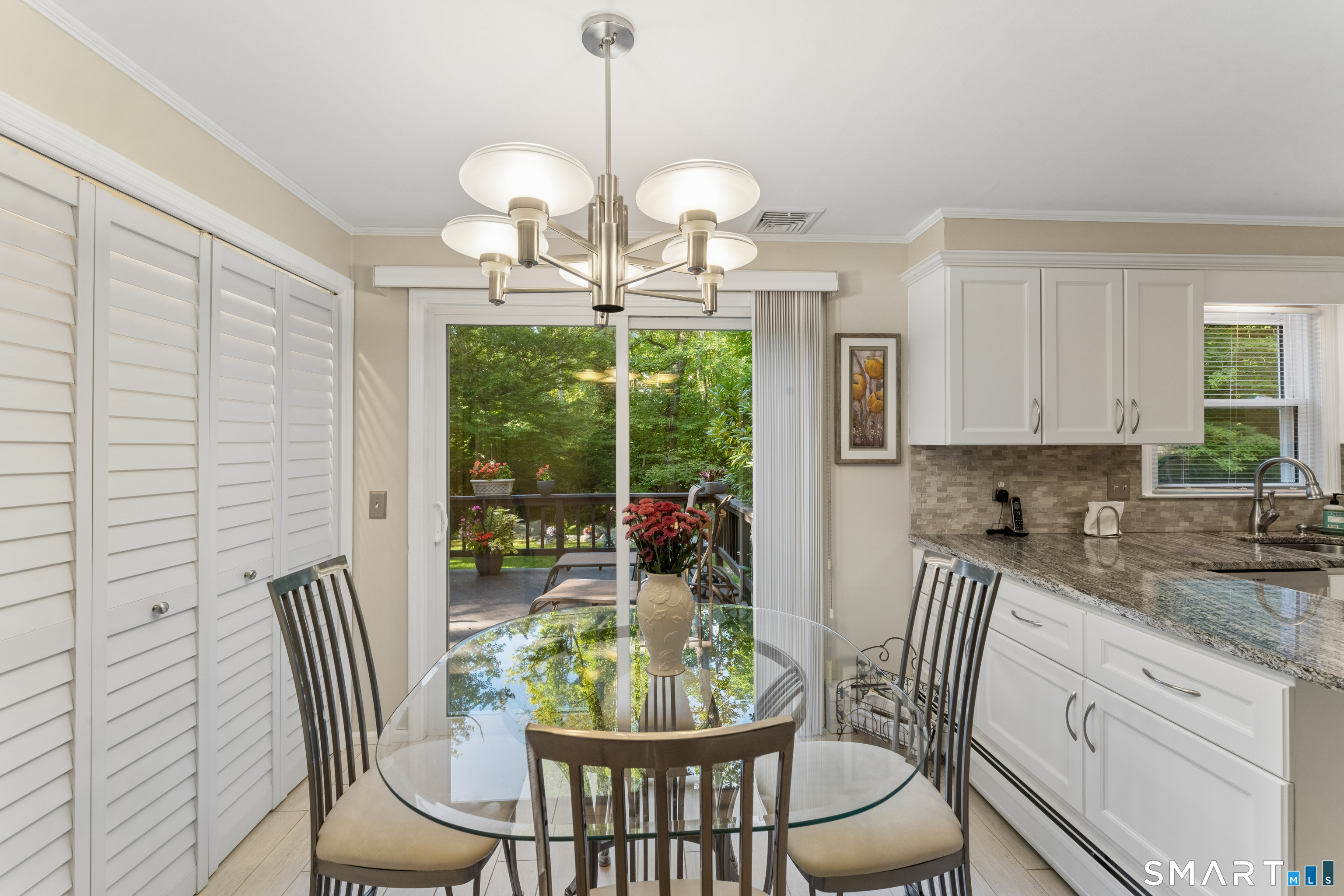 240 Fishing Trail Property Photo 10
