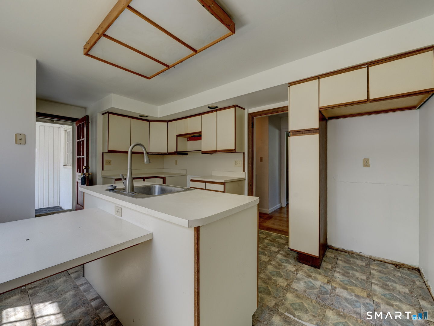 176 Stearns Street Property Photo 8