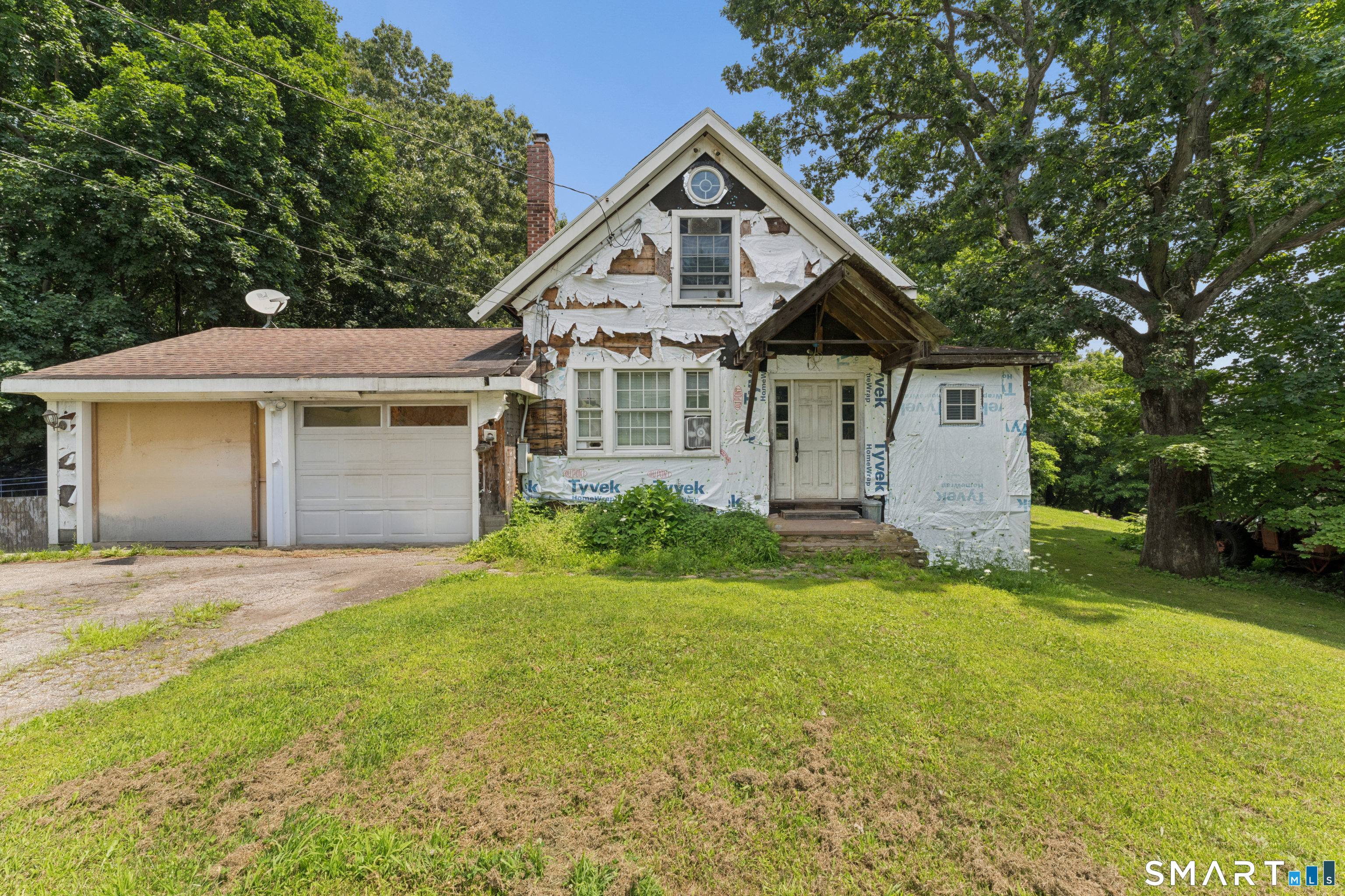 34 Shelter Hill Avenue Property Photo 1