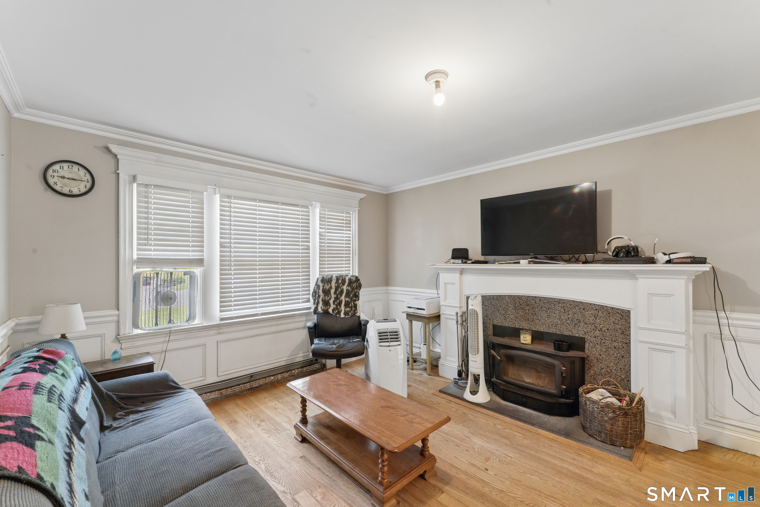 34 Shelter Hill Avenue Property Photo 4