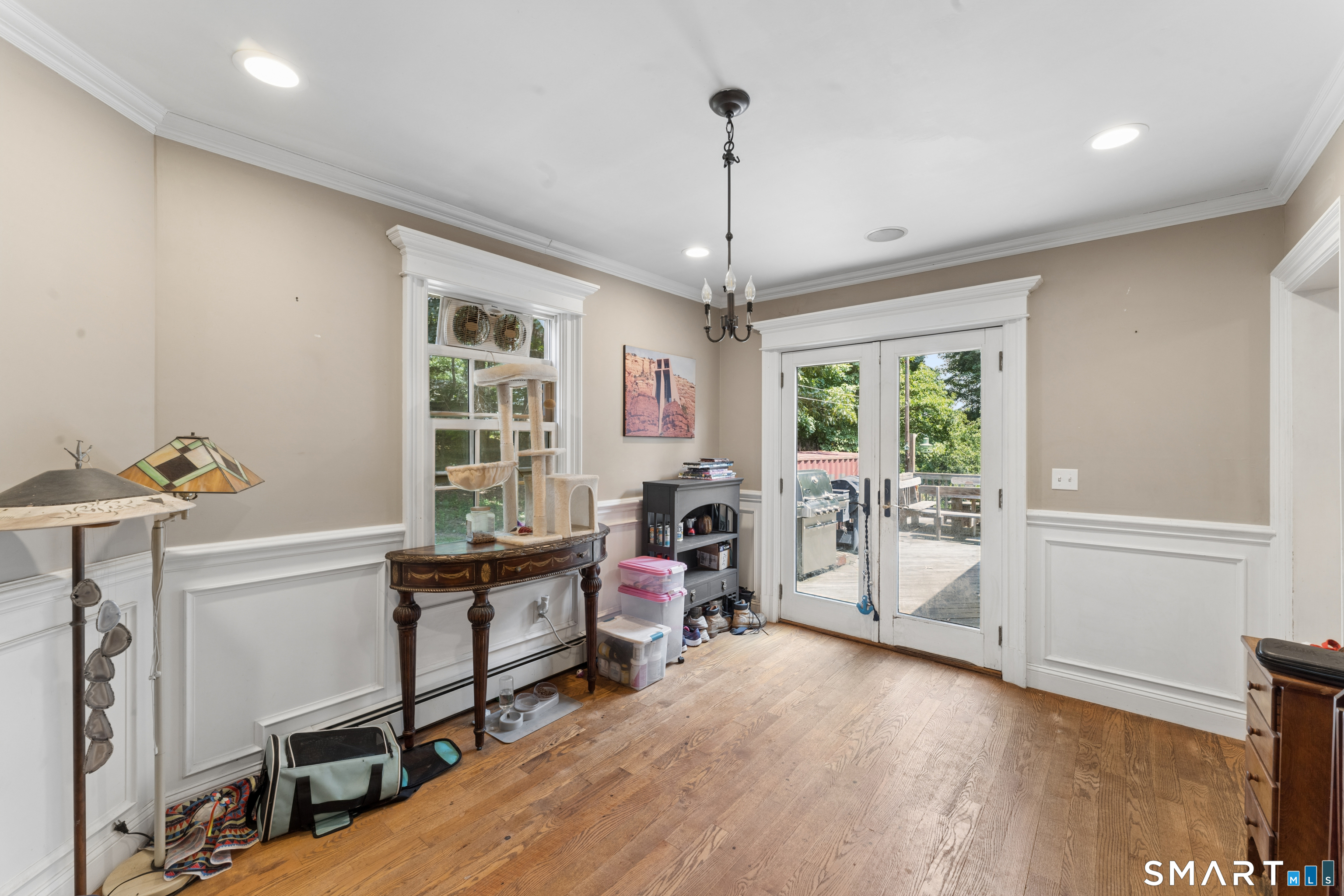 34 Shelter Hill Avenue Property Photo 8