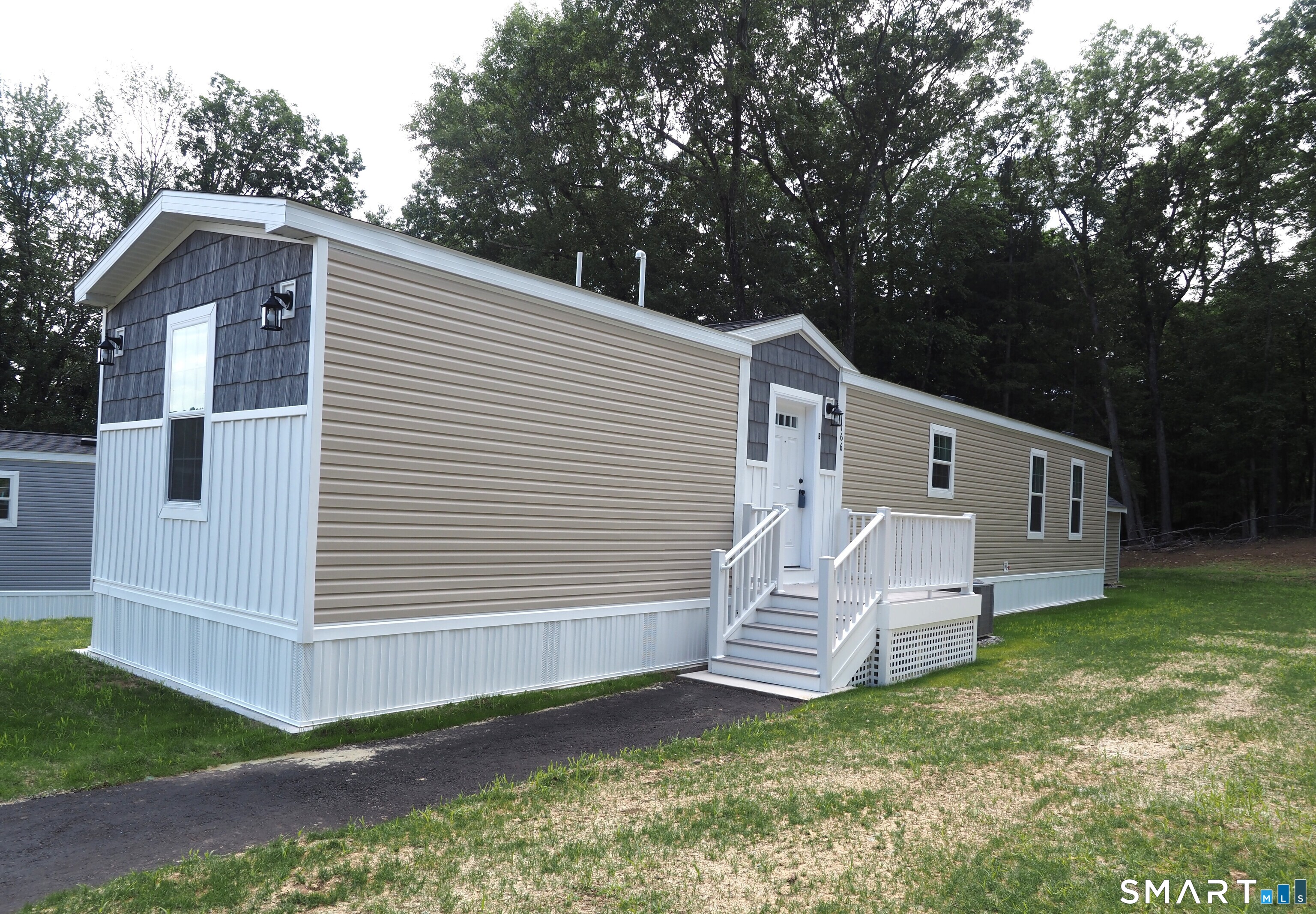 166 Boston B Turnpike Property Photo 1