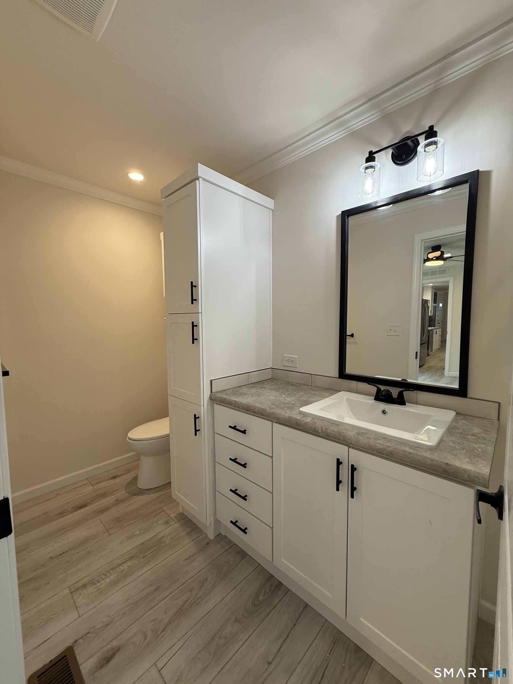 166 Boston B Turnpike Property Photo 7