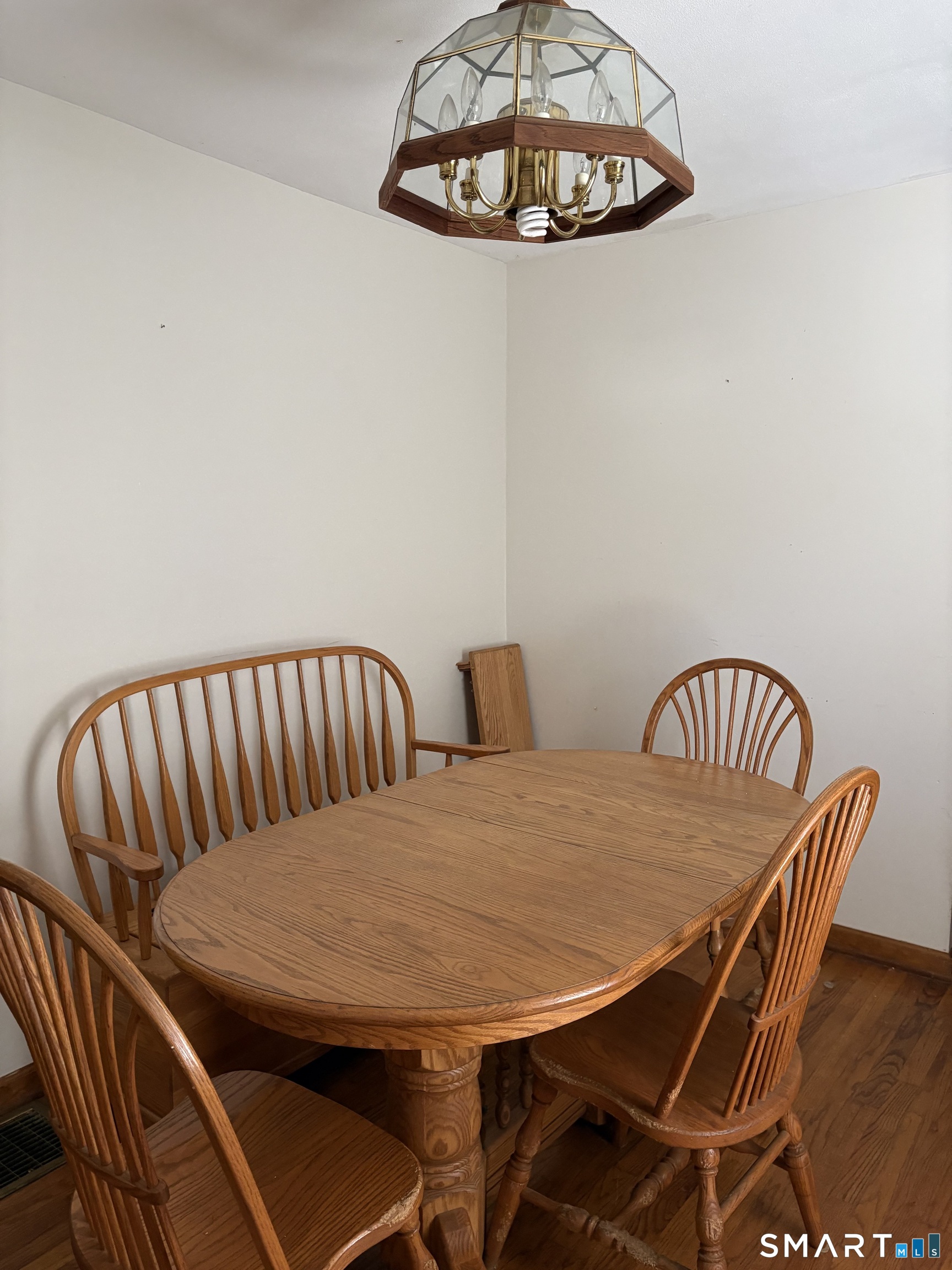 87 Woodruff Avenue Property Photo 9