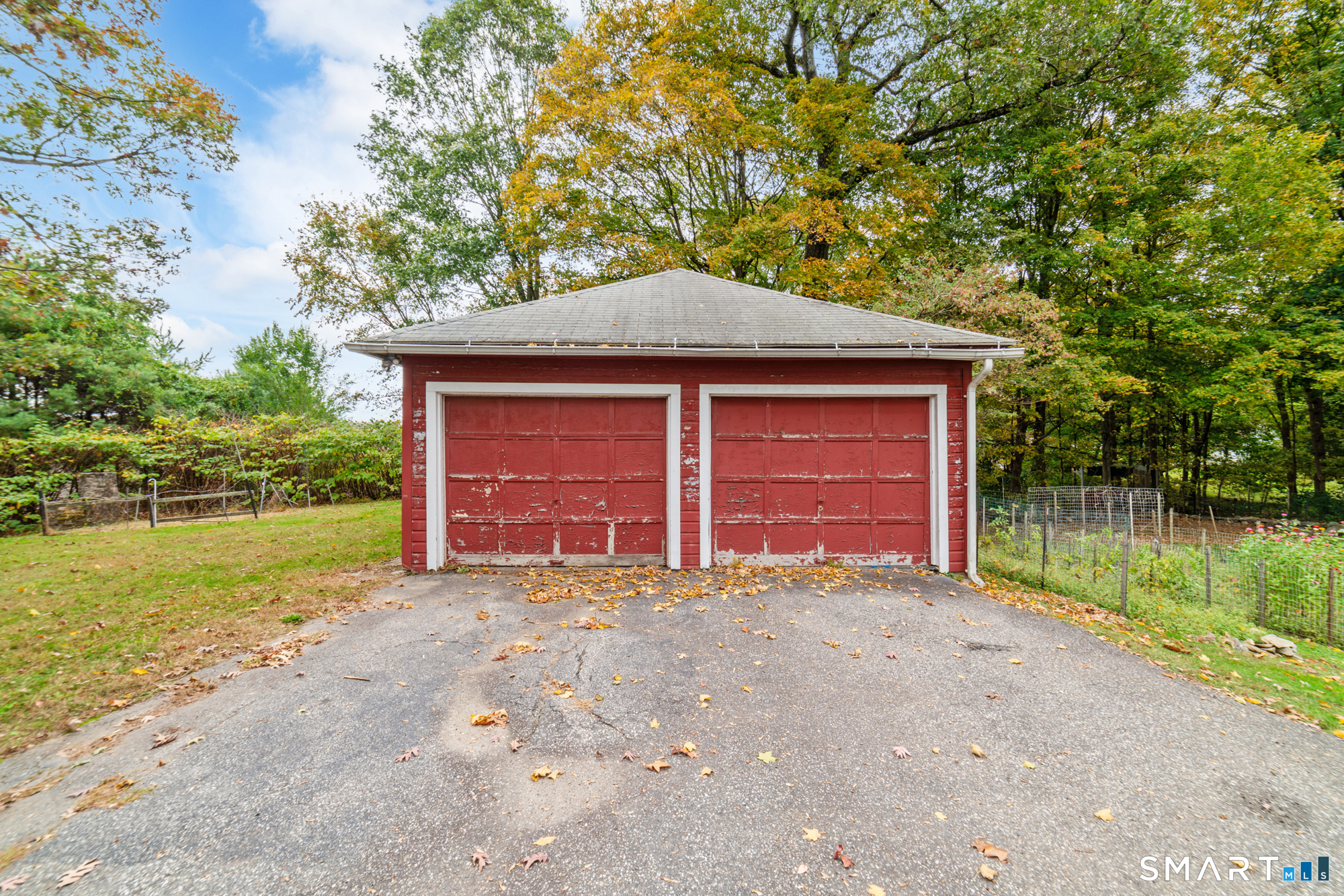 87 Woodruff Avenue Property Photo 28