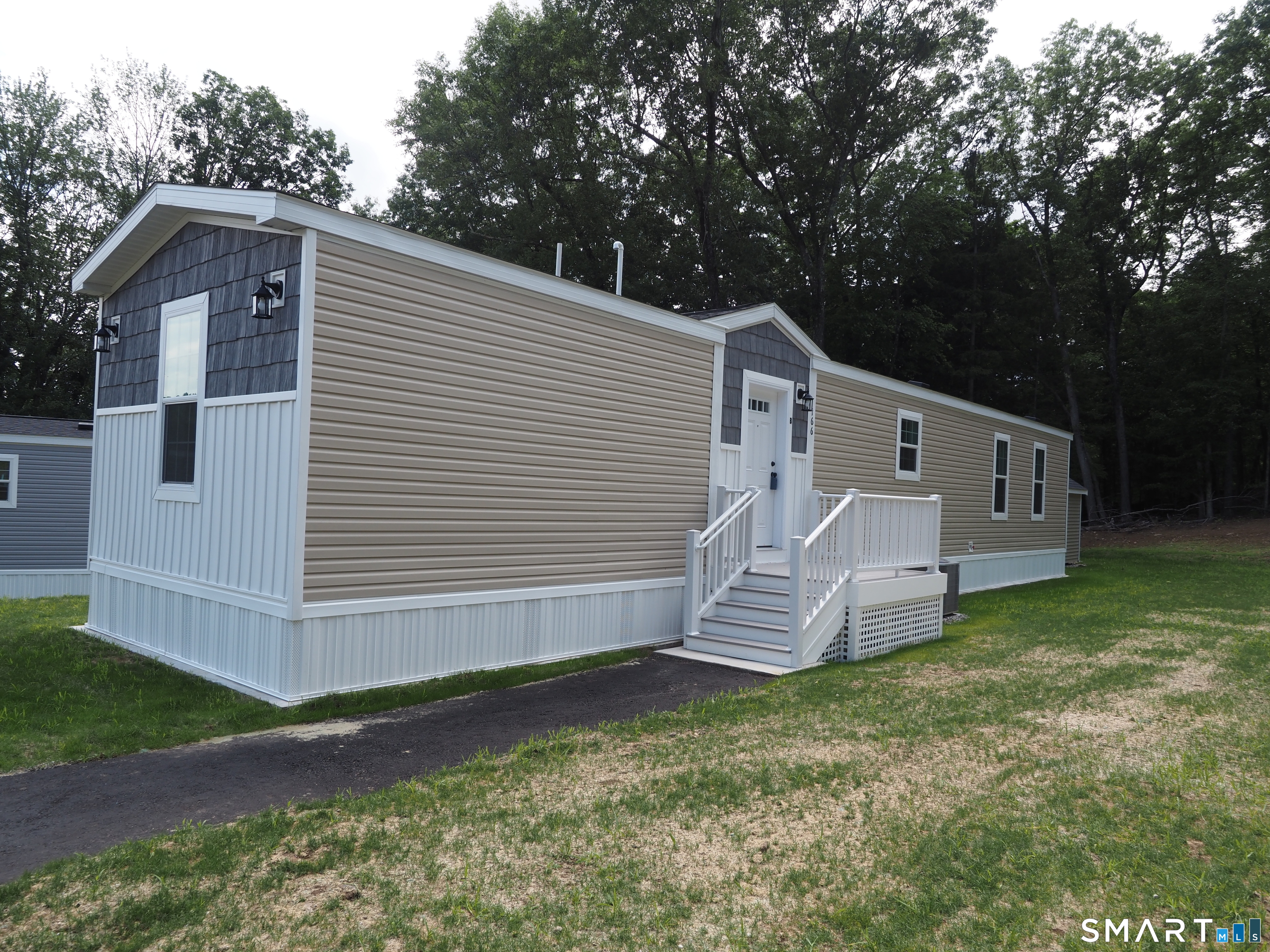 166 Boston F Turnpike Property Photo 1