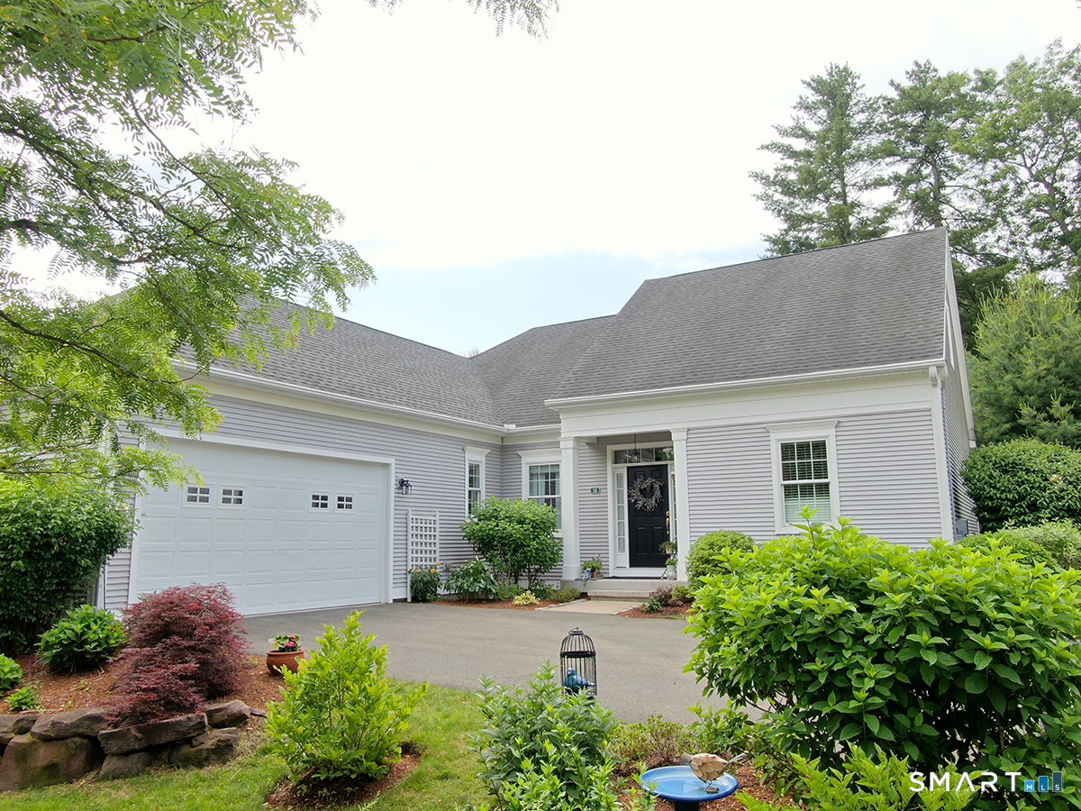 15 Bantry 15 Road Property Photo 1