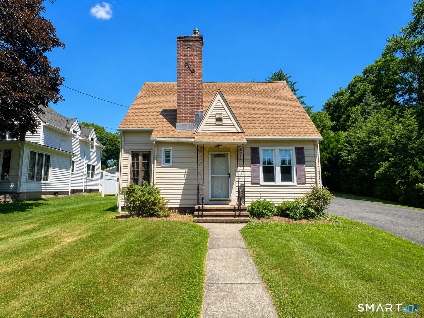 195 Montowese Avenue Property Photo 1