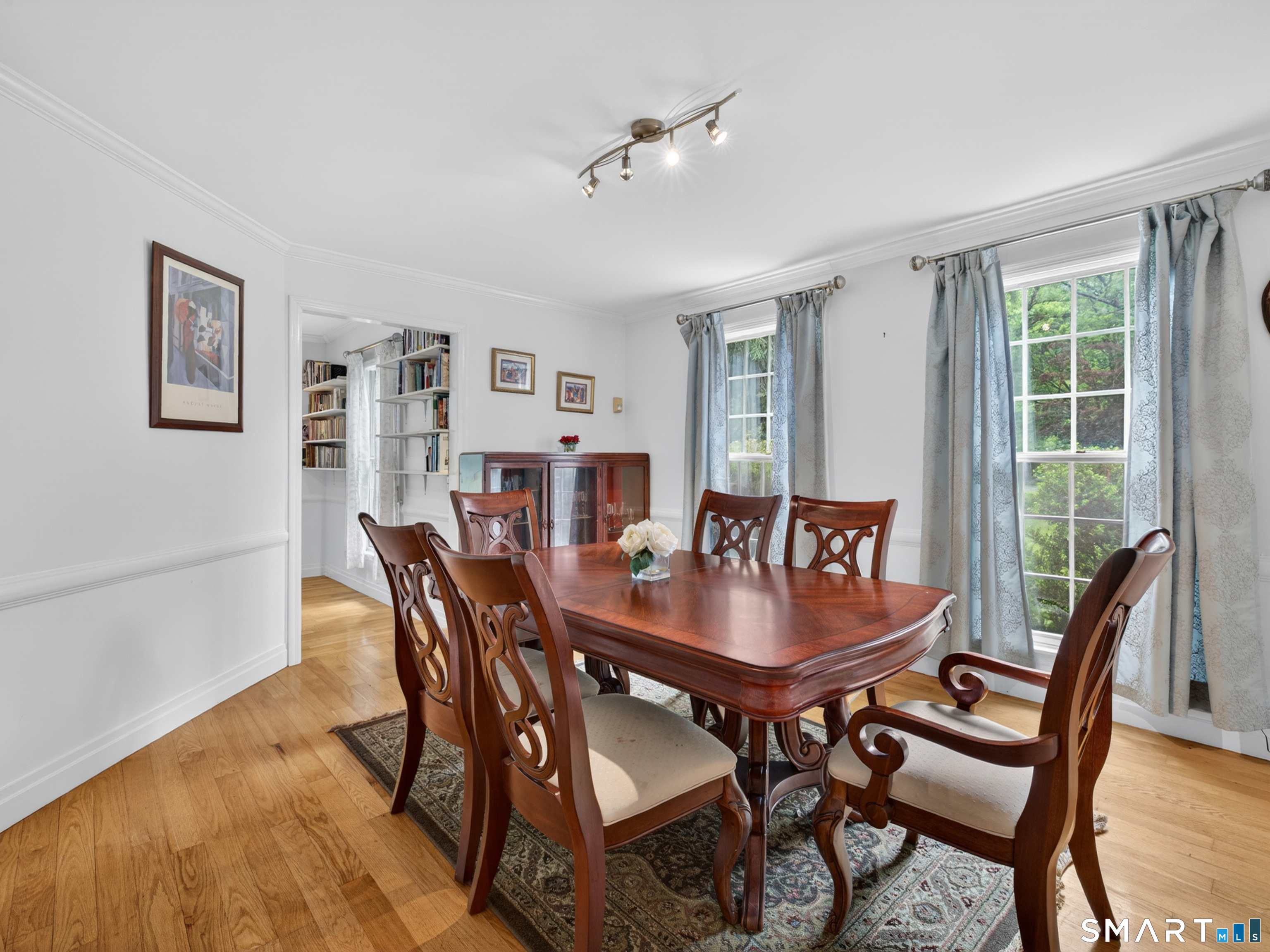 2 Larchwood Lane Property Photo 5