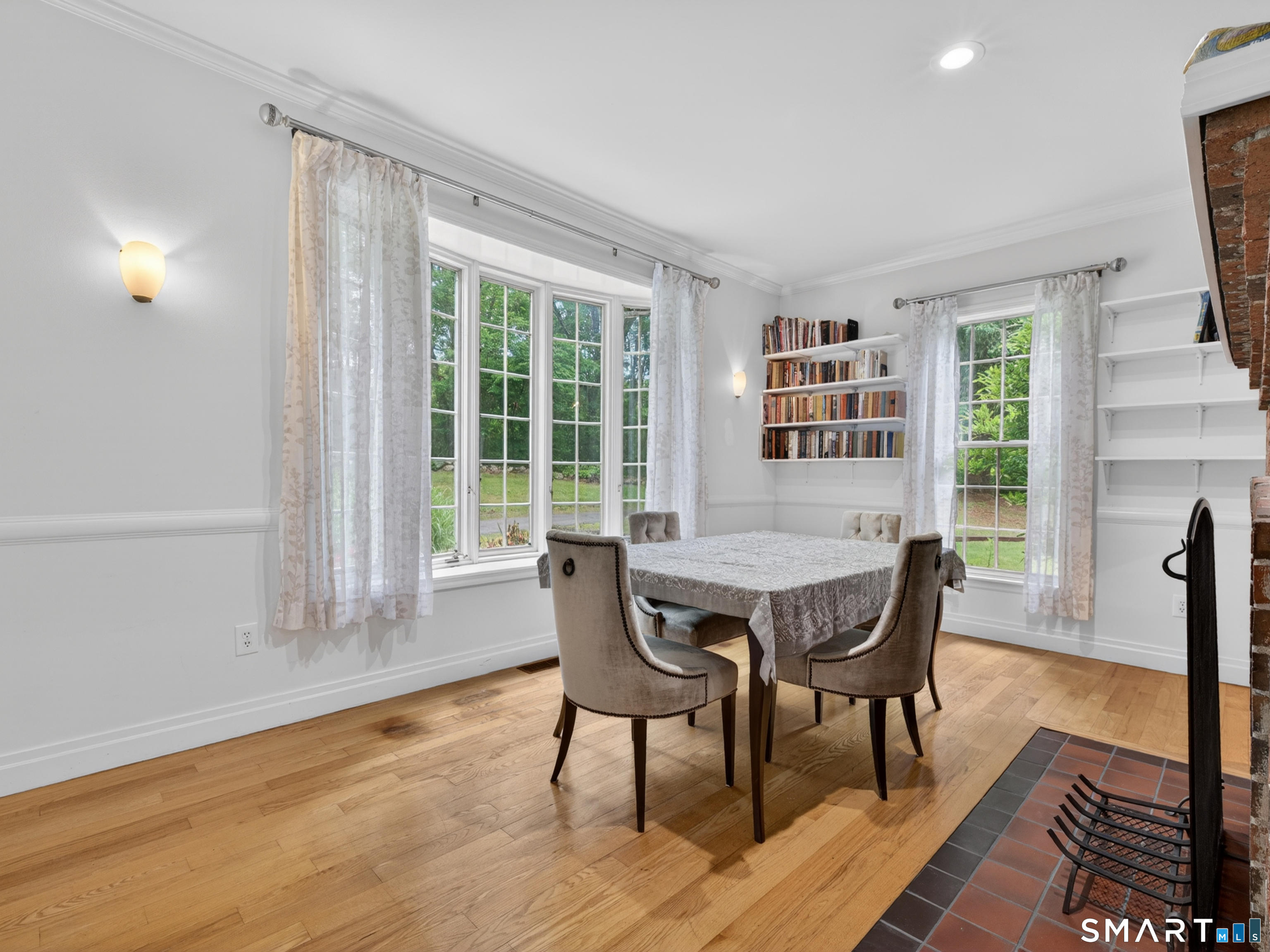 2 Larchwood Lane Property Photo 14
