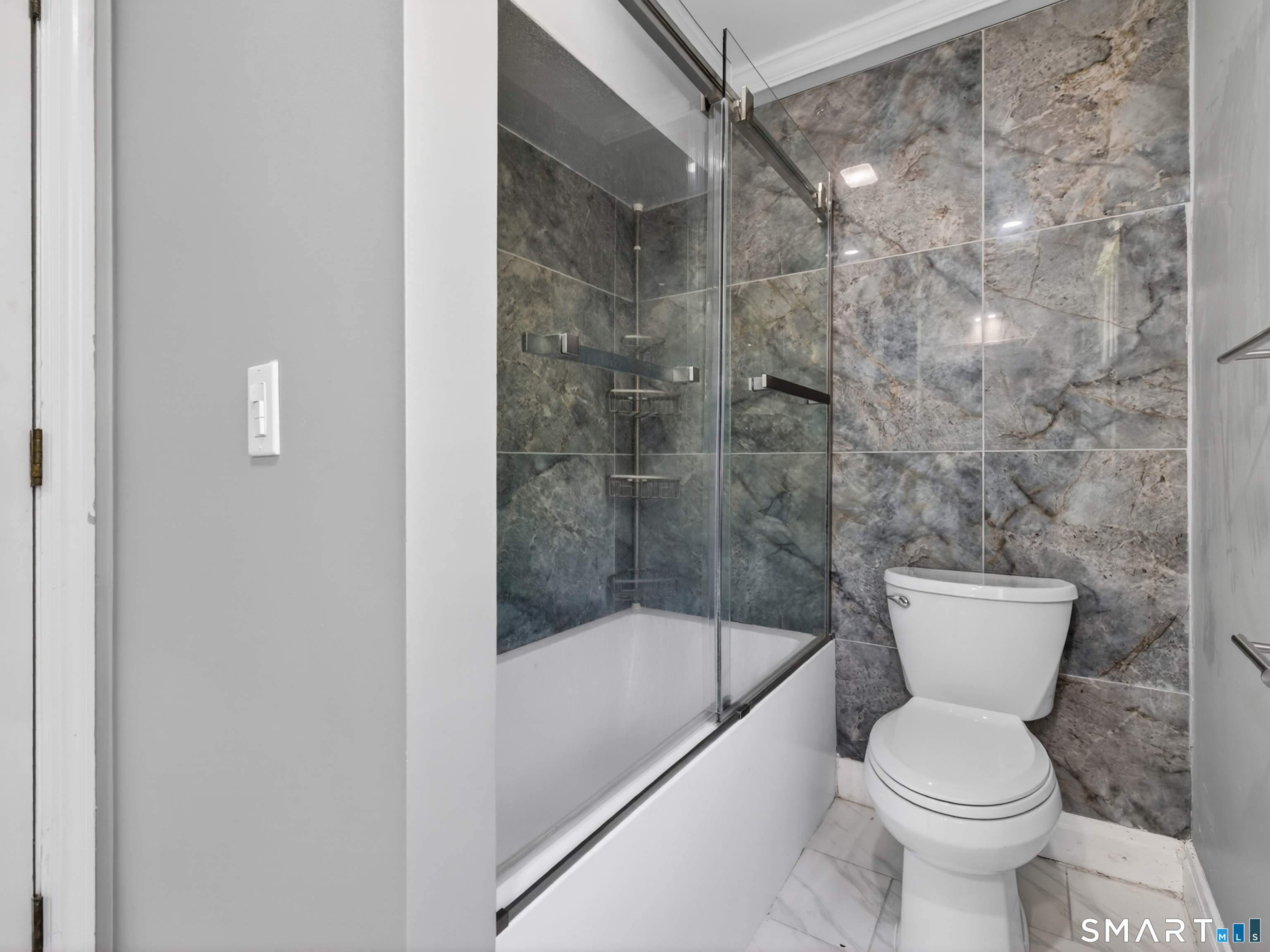 2 Larchwood Lane Property Photo 25