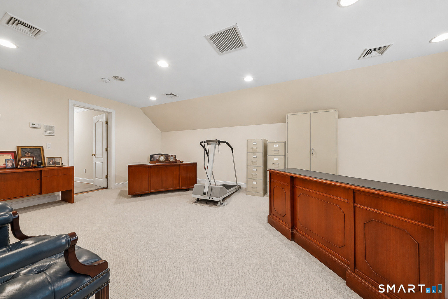 132 Hunting Ridge East Road Property Photo 22