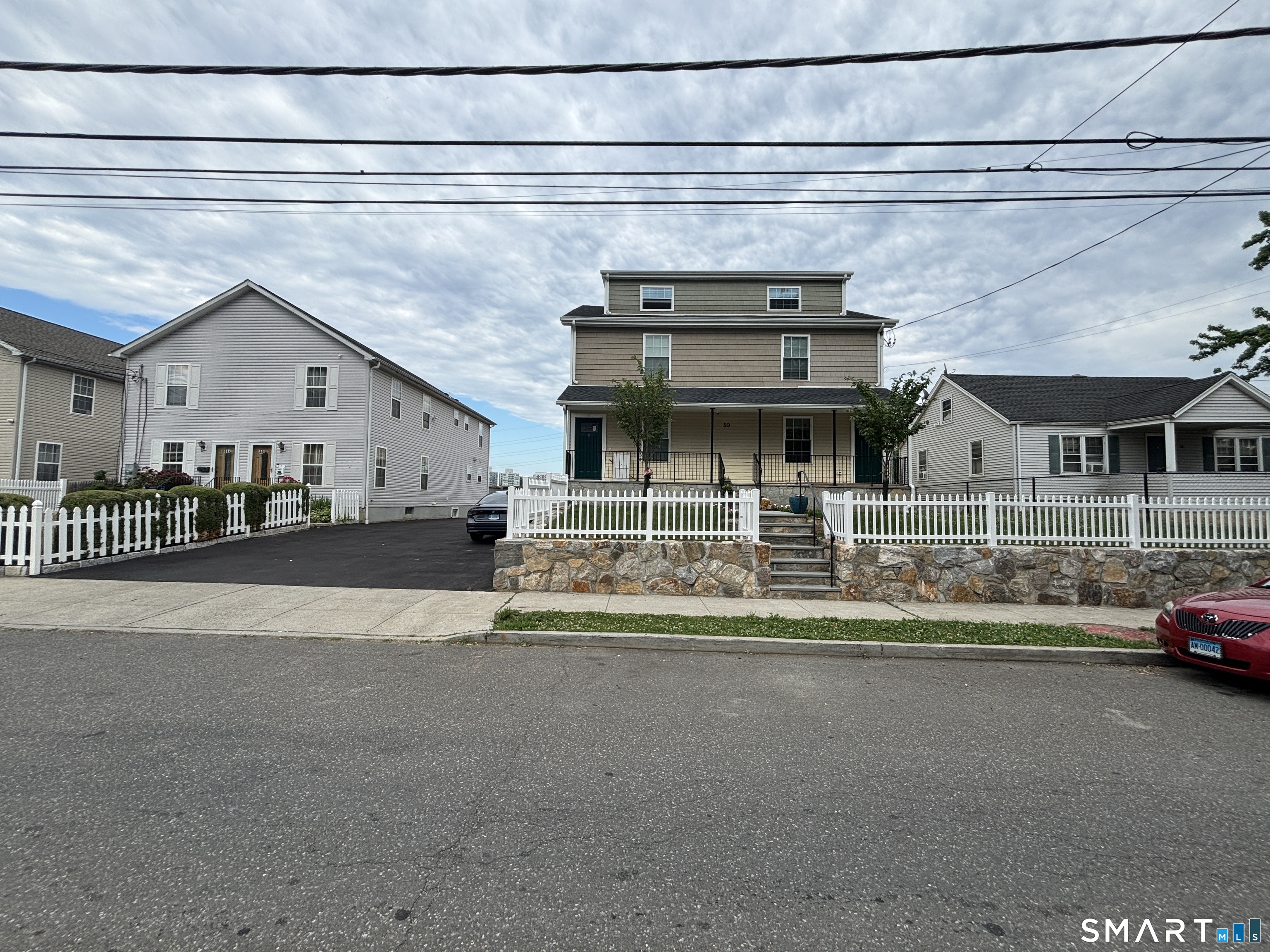 50 Bonner 1st Floor Street Property Photo 1