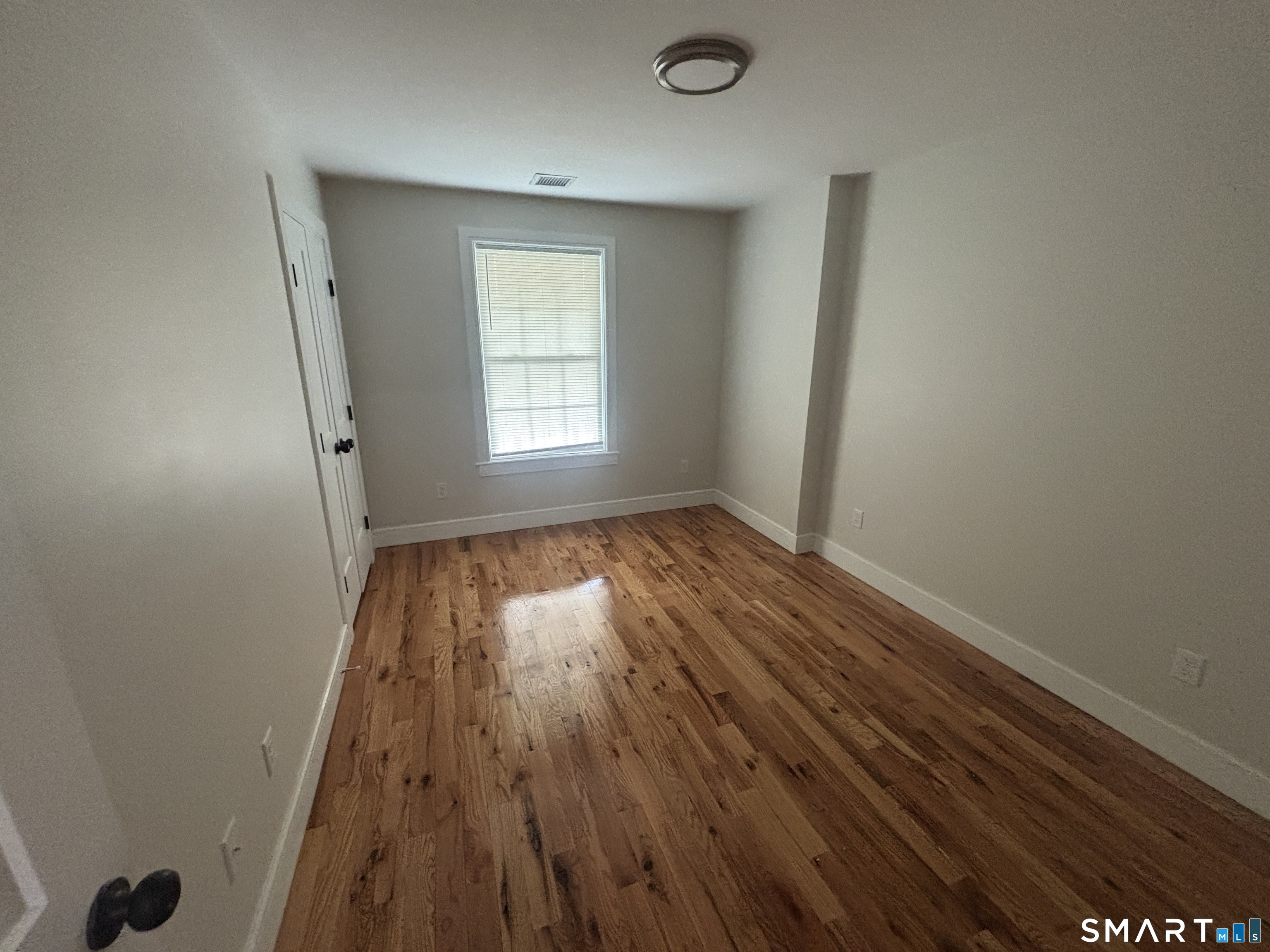 50 Bonner 1st Floor Street Property Photo 9