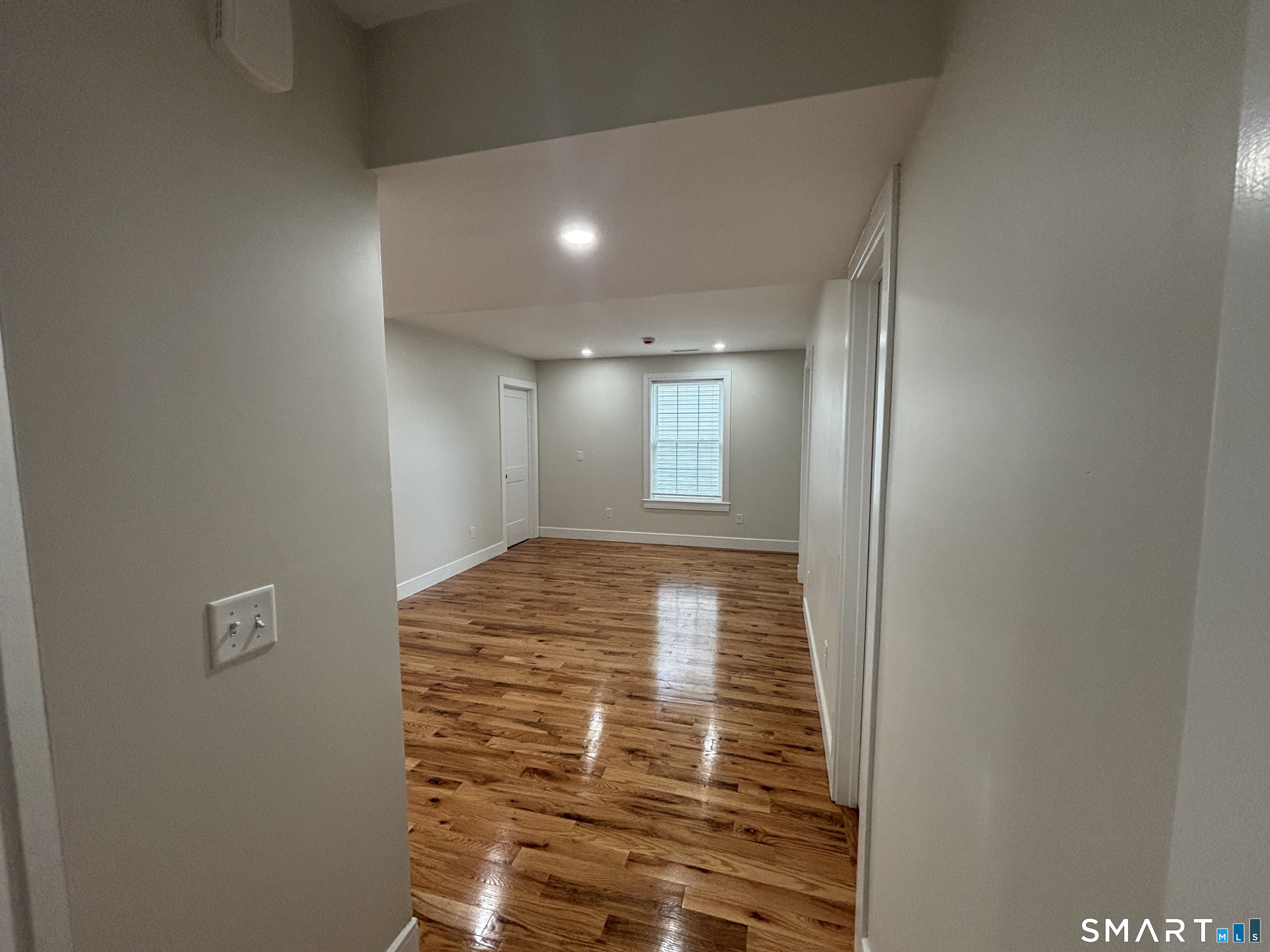 50 Bonner 1st Floor Street Property Photo 10