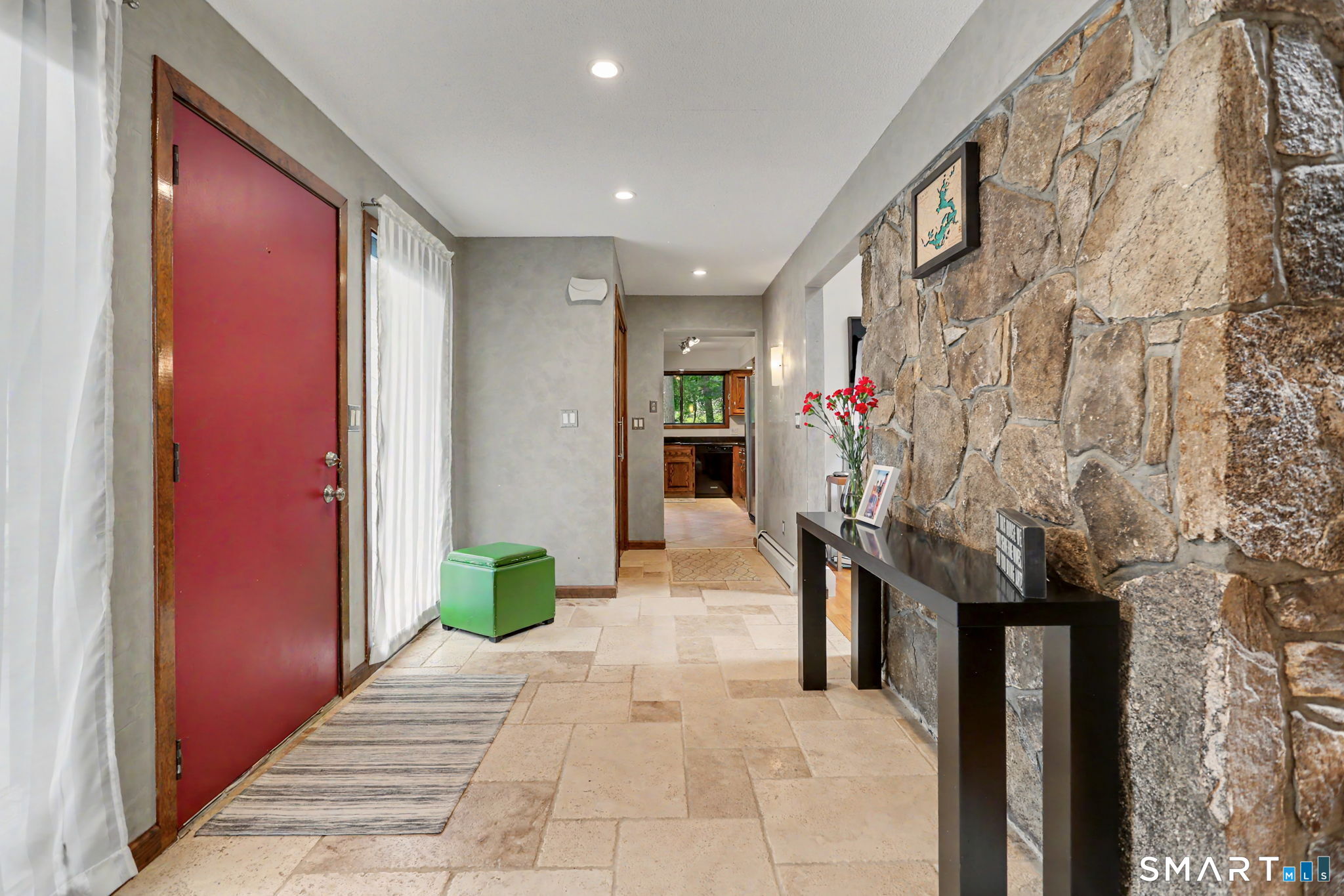 4 Scenic Hill Lane Property Photo 3