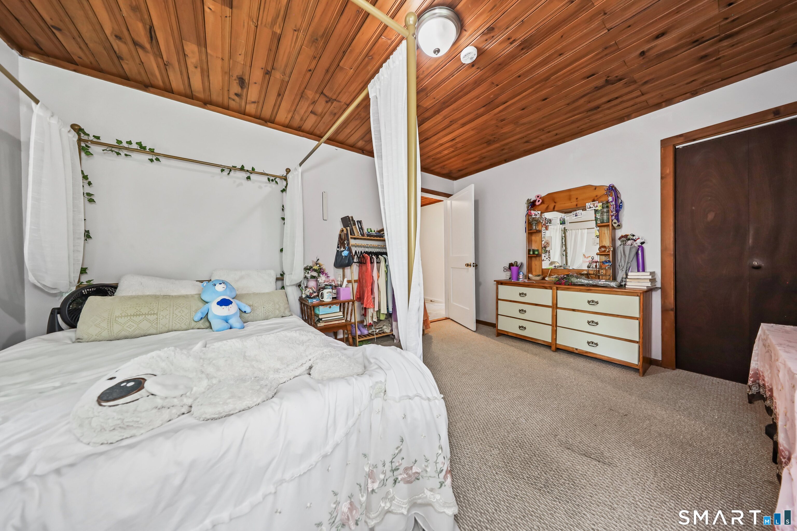 132 Lake East Street Property Photo 13