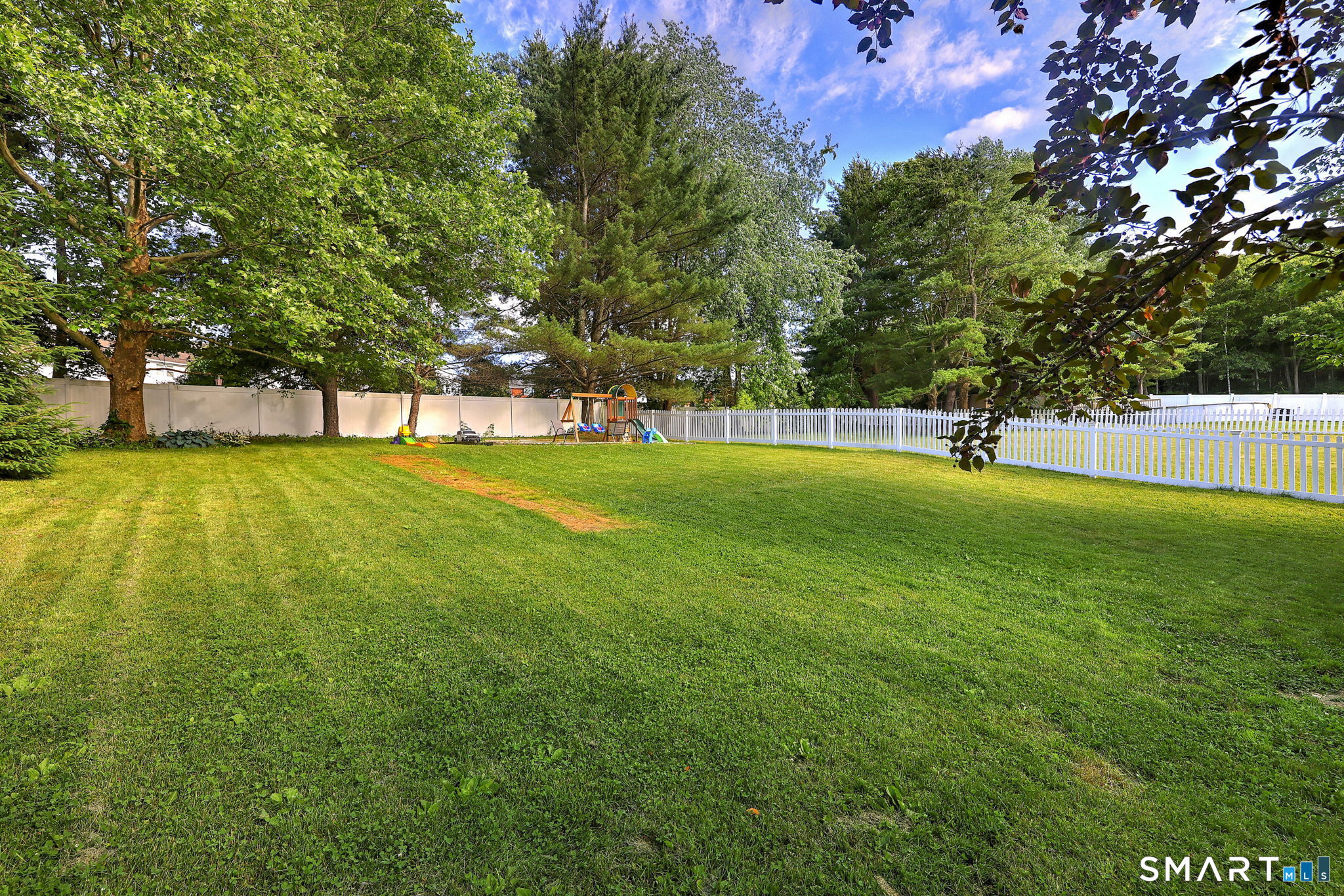 287 Cherry Avenue Property Photo 33